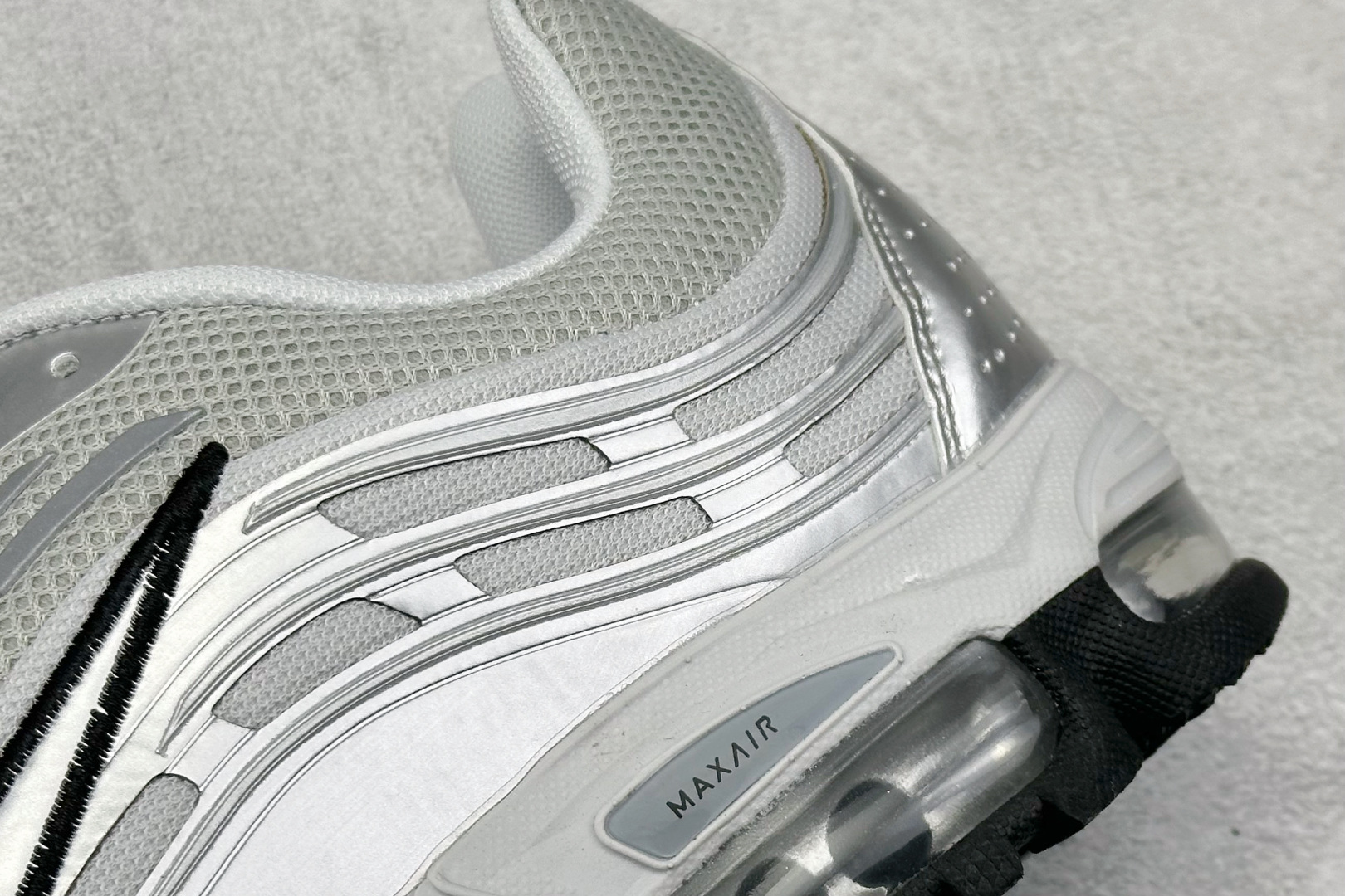 Comme Des Garcons Homme Plus x Nk Air Max TL 2.5 Pack 川久保玲联名气垫跑鞋 HM8818-001