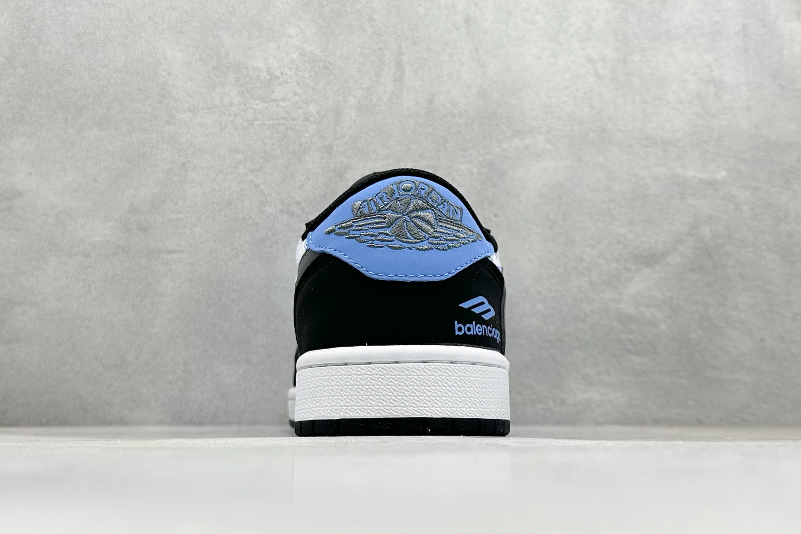 Travis Scott x Nike Air Jordan 1 Low x Balenciaga Air Jordan 1 Low 反转黑蓝小勾倒钩 XD0798-306