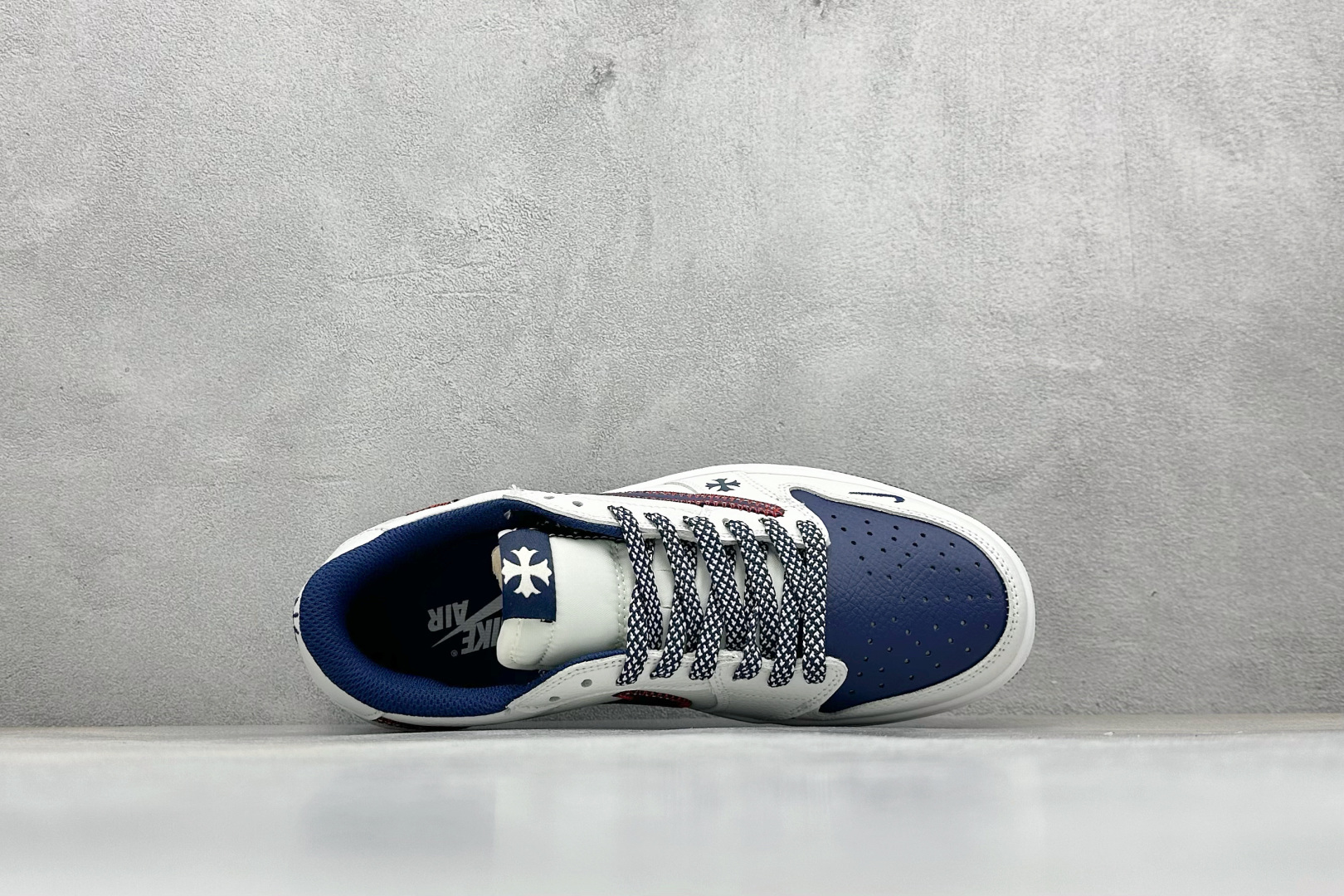 XC版Travis Scott x Fragment Design x Jordan Air Jordan 1 Low SP “克罗心联名——缝线勾” DZ5899-030