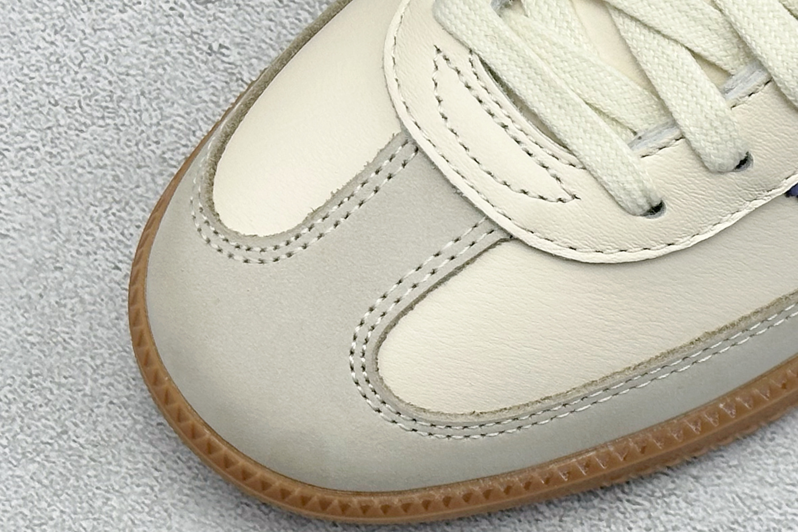 RS头层Adidas Samba 阿迪三叶草休闲板鞋 JS1362-High Quatity Cheap Brand wholesale wholesaler seller Clothes Bags handbags Sneakers Top Fashion Clothing Shoes from China Factory Chinese suppliers best Quality Beautiful Price RS头层Adidas Samba 阿迪三叶草休闲板鞋 JS1362