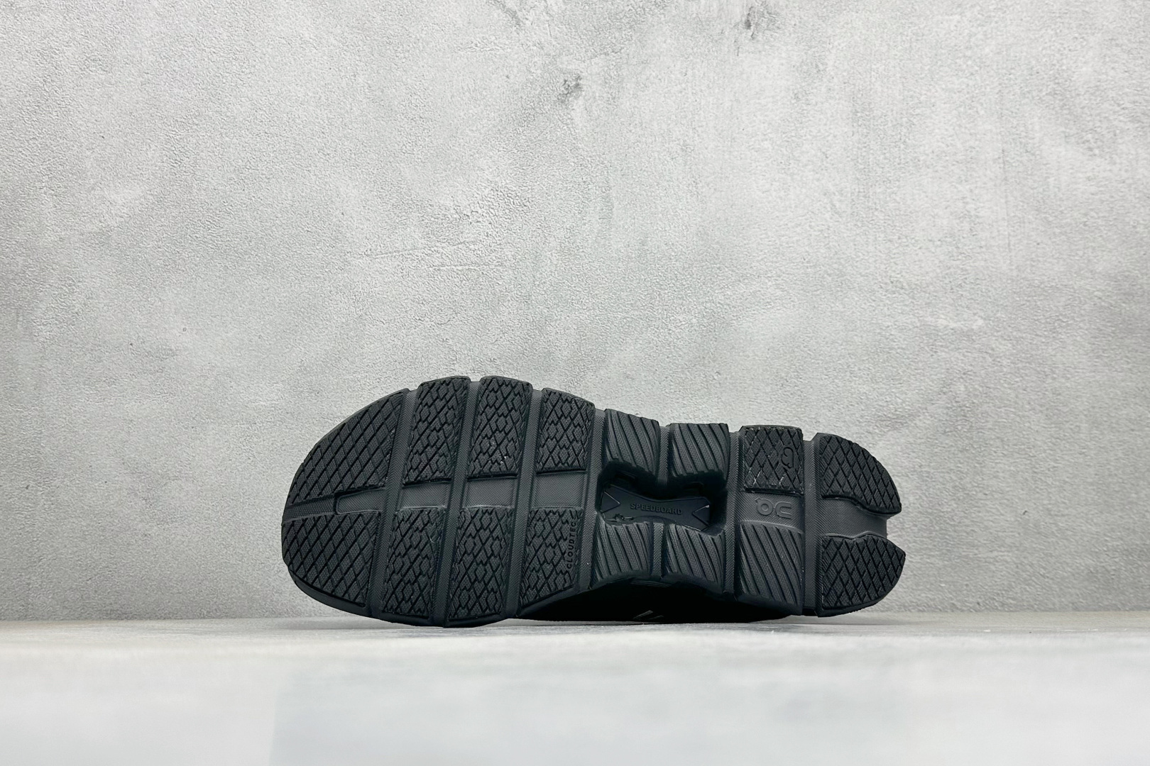 RS版CloudvistaX4 全新综合体能训练运动鞋 Cloud X 舒适乐趣跑 缓震 轻量 On昂跑 3ME3004-High Quatity Cheap Brand wholesale wholesaler seller Clothes Bags handbags Sneakers Top Fashion Clothing Shoes from China Factory Chinese suppliers best Quality Beautiful Price RS版CloudvistaX4 全新综合体能训练运动鞋 Cloud X 舒适乐趣跑 缓震 轻量 On昂跑 3ME3004