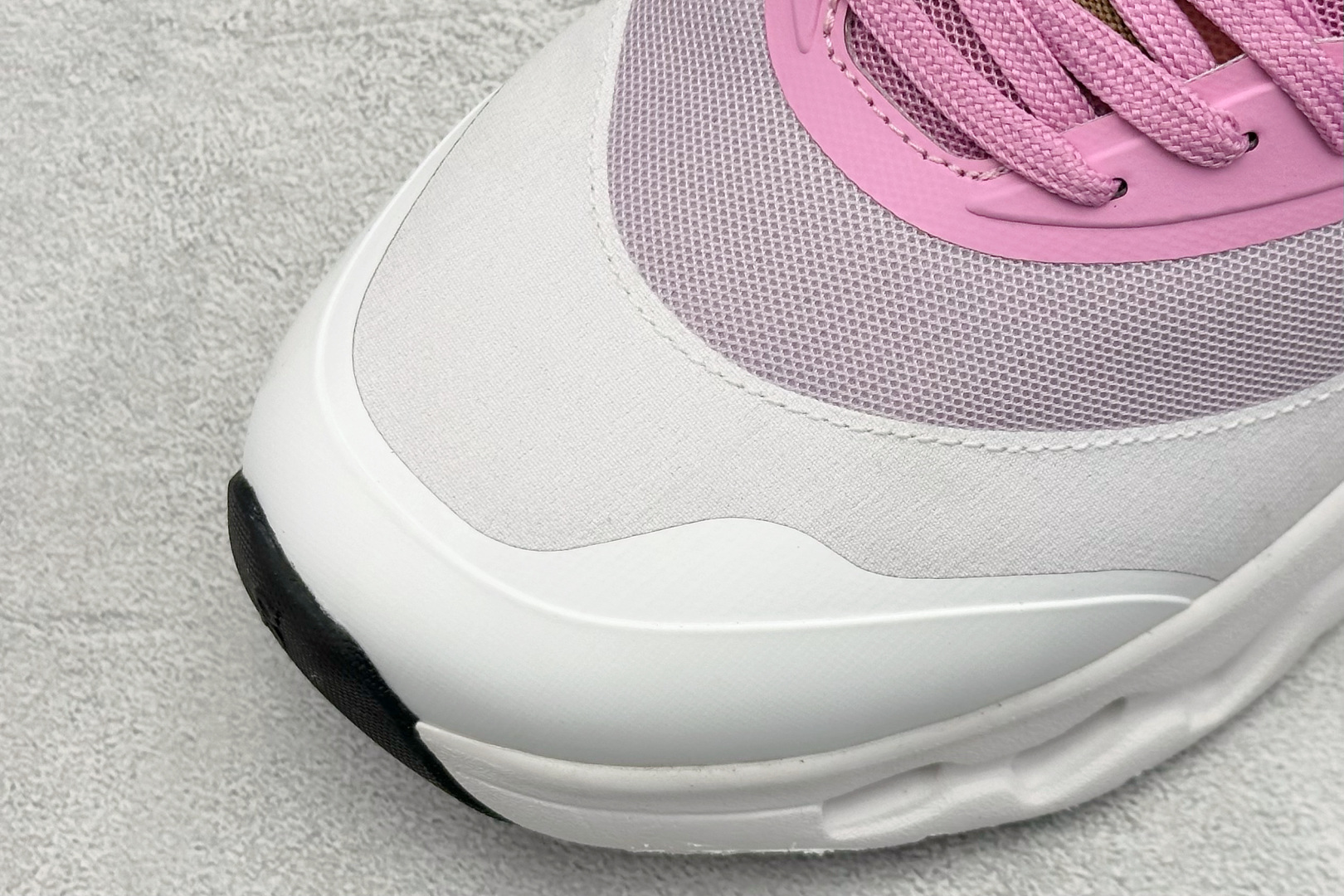 Loewe x 昂跑 ON On Running Cloudtilt 2.0 系列低帮厚底轻量舒适多功能休闲运动慢跑鞋-High Quatity Cheap Brand wholesale wholesaler seller Clothes Bags handbags Sneakers Top Fashion Clothing Shoes from China Factory Chinese suppliers best Quality Beautiful Price Loewe x 昂跑 ON On Running Cloudtilt 2.0 系列低帮厚底轻量舒适多功能休闲运动慢跑鞋