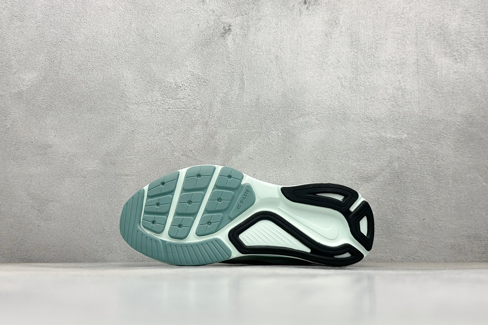 RS版NK Zoom Structure 26代 缓震舒适轻量跑步鞋 HJ1101-100