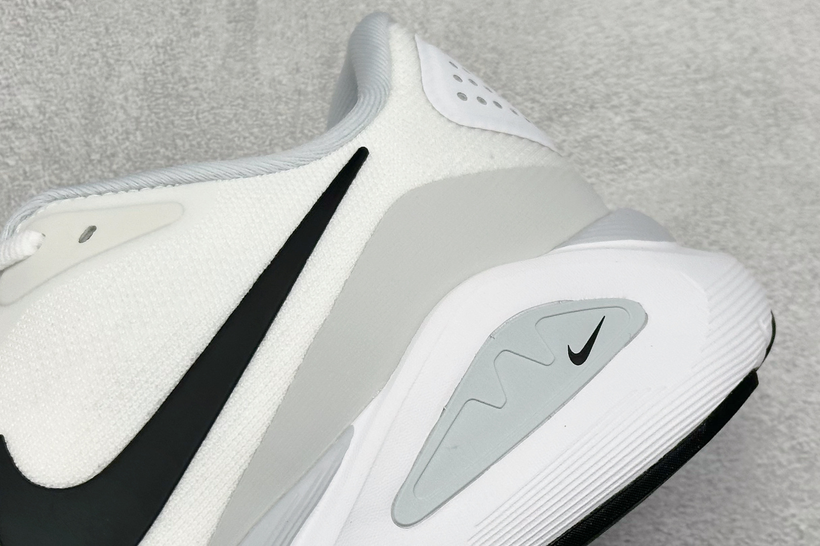 RS版NK Zoom Structure 26代 缓震舒适轻量跑步鞋 HJ1102-100