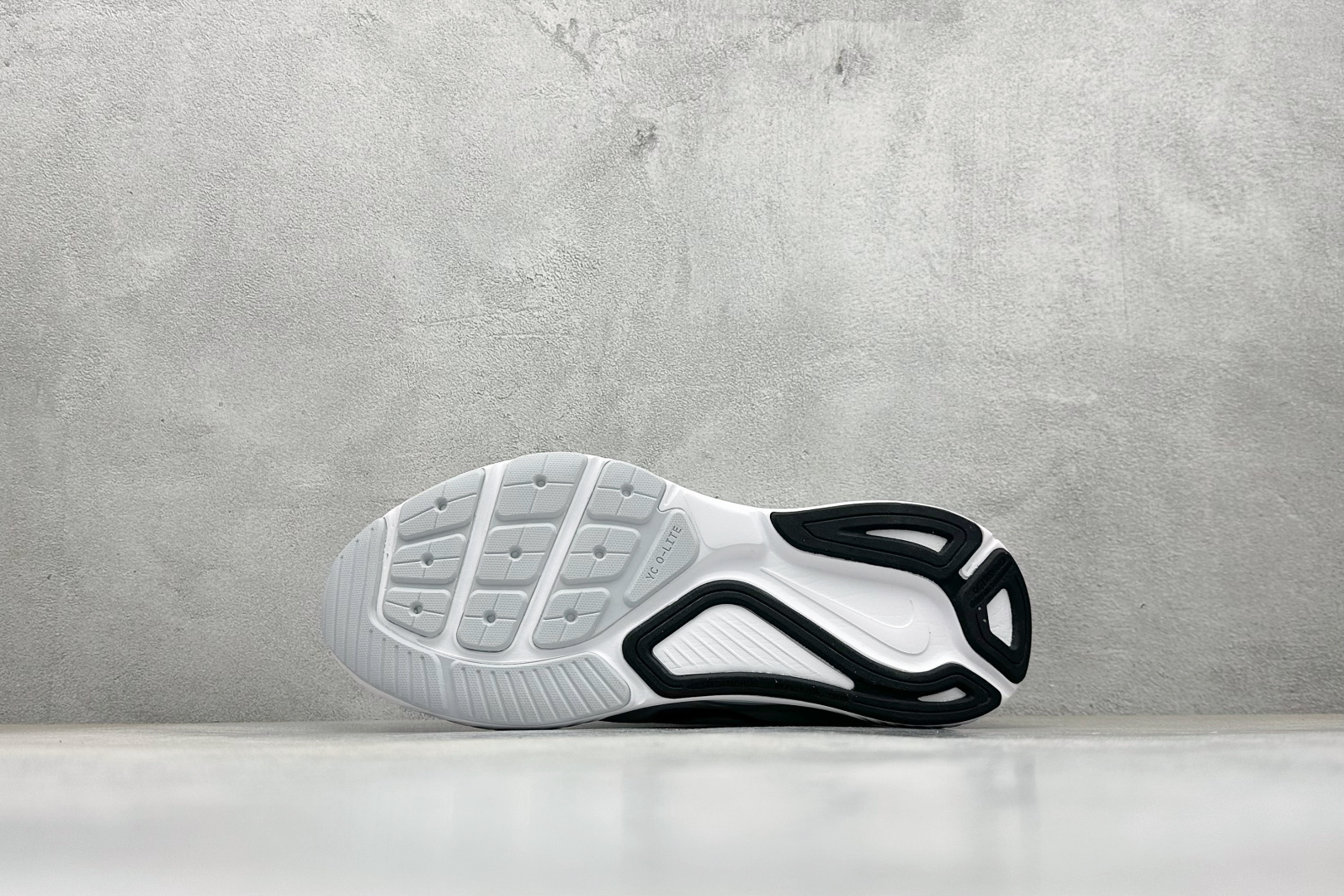 RS版NK Zoom Structure 26代 缓震舒适轻量跑步鞋 HJ1102-100