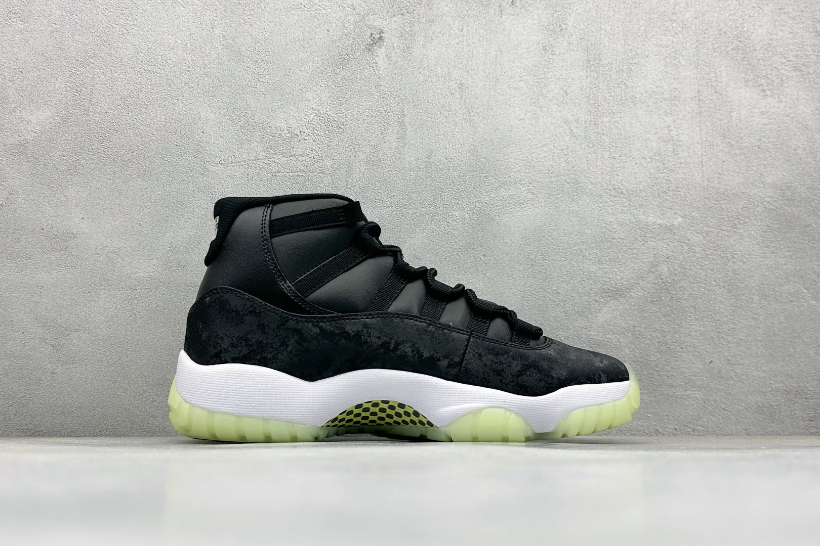 Air Jordan 11 Retro ”Inner Beast” AJ11 乔11夜光黑天鹅 IB1378-001