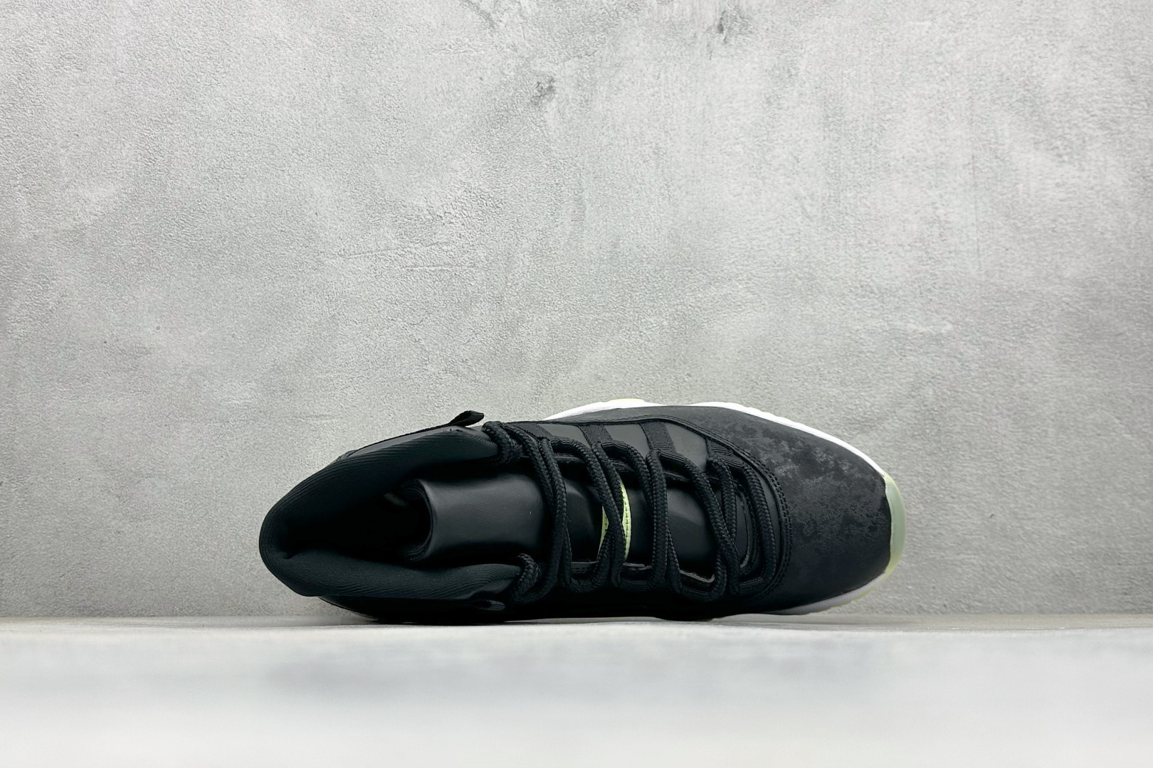 Air Jordan 11 Retro ”Inner Beast” AJ11 乔11夜光黑天鹅 IB1378-001