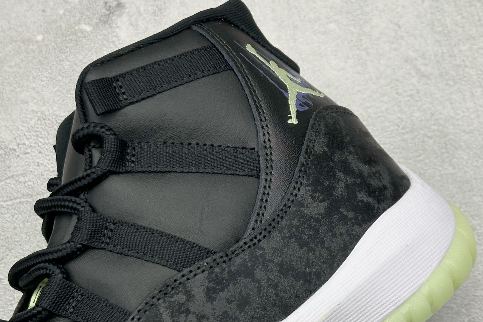 Air Jordan 11 Retro ”Inner Beast” AJ11 乔11夜光黑天鹅 IB1378-001
