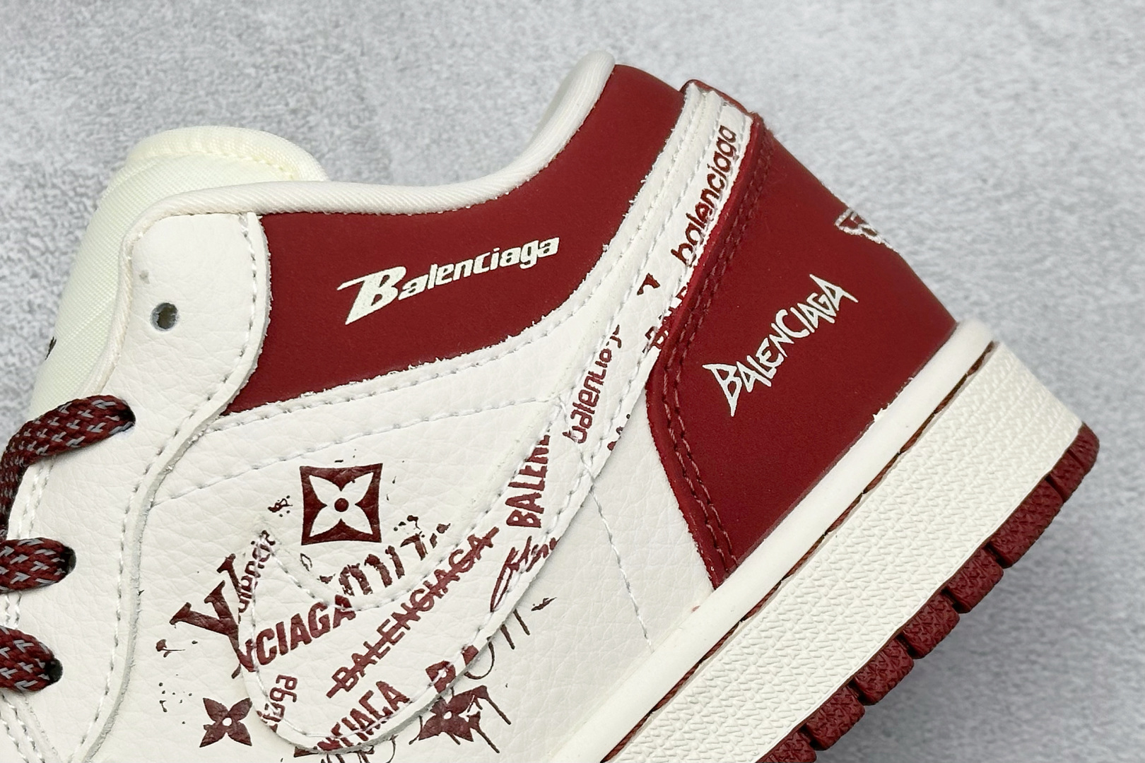 Nike Jordan Air Jordan 1 x Balenciaga 白红 QD1988-005