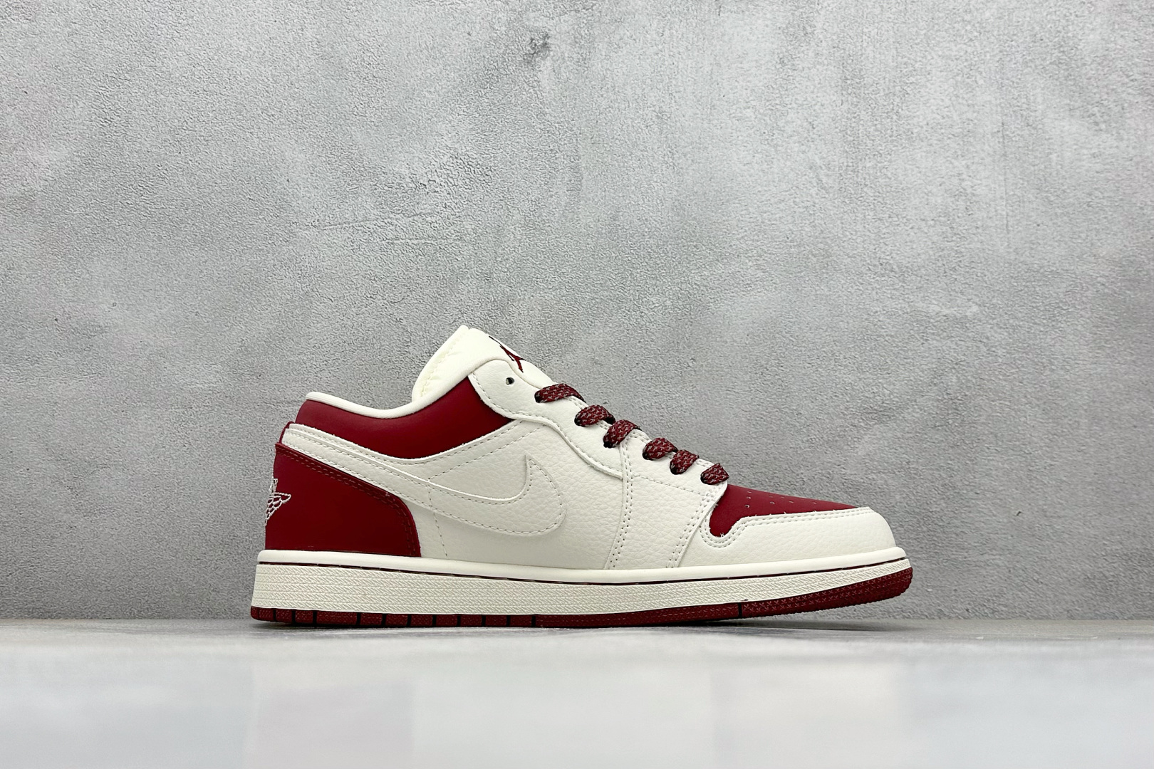 Nike Jordan Air Jordan 1 x Balenciaga 白红 QD1988-005