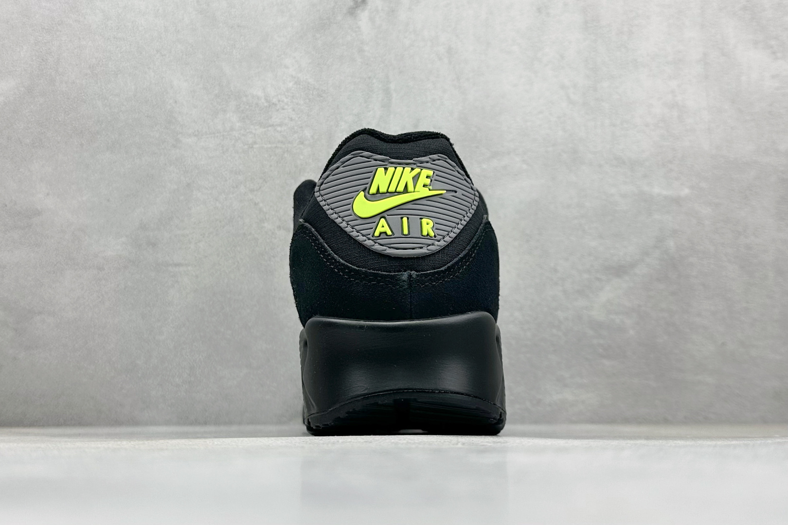 Nike Air Max 90 耐克复古气垫跑鞋 FQ2377-001