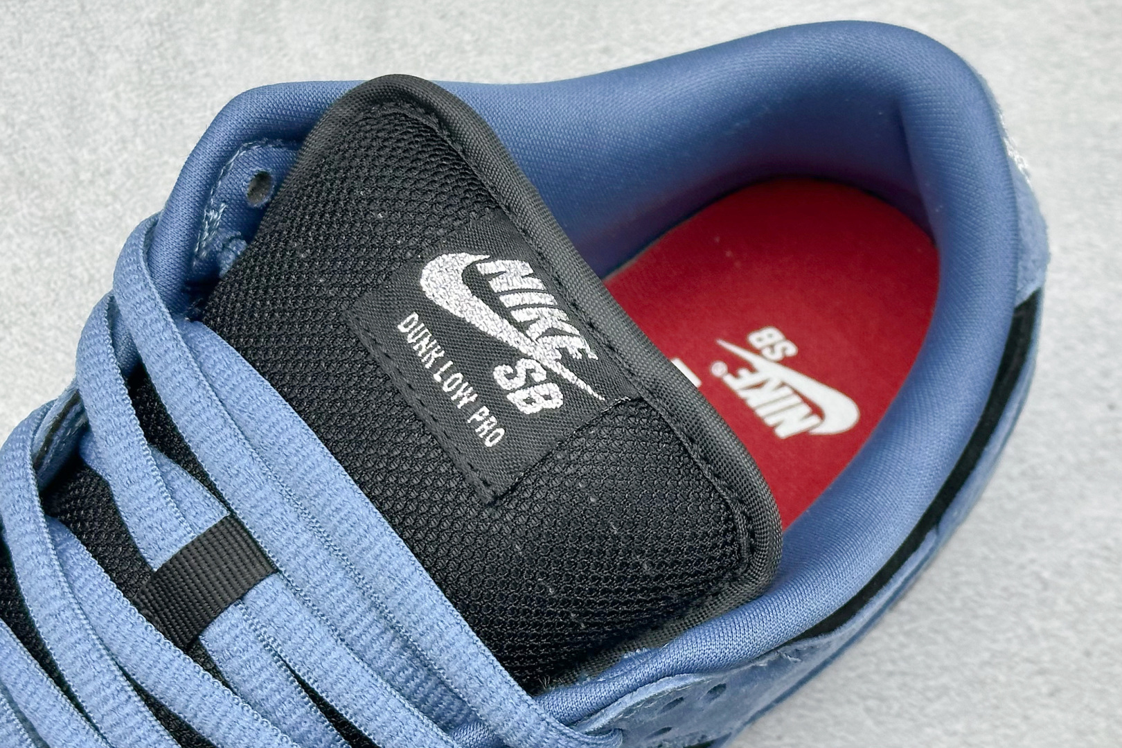 史诗级Supreme x Nike Dunk SB Dunk Low 联名黑蓝 低帮休闲滑板鞋 HQ8487-400