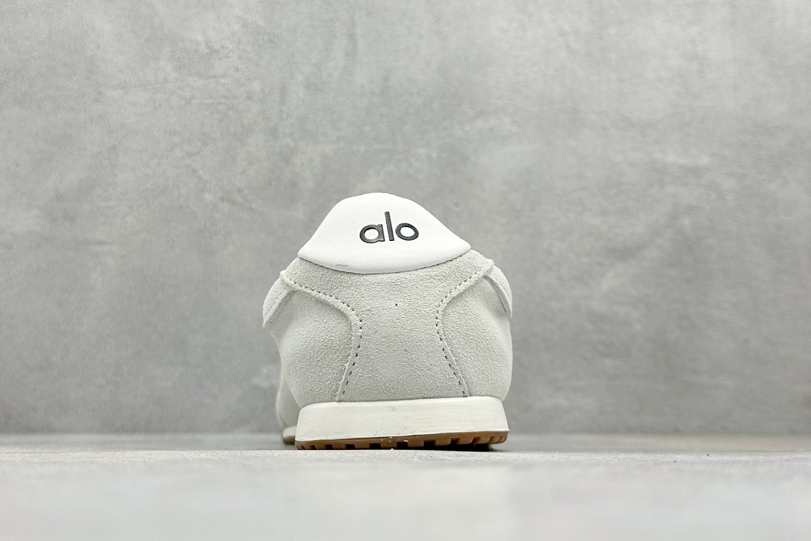 Alo Yoga Sunset Sneaker 徳训生活休闲鞋 AO891U