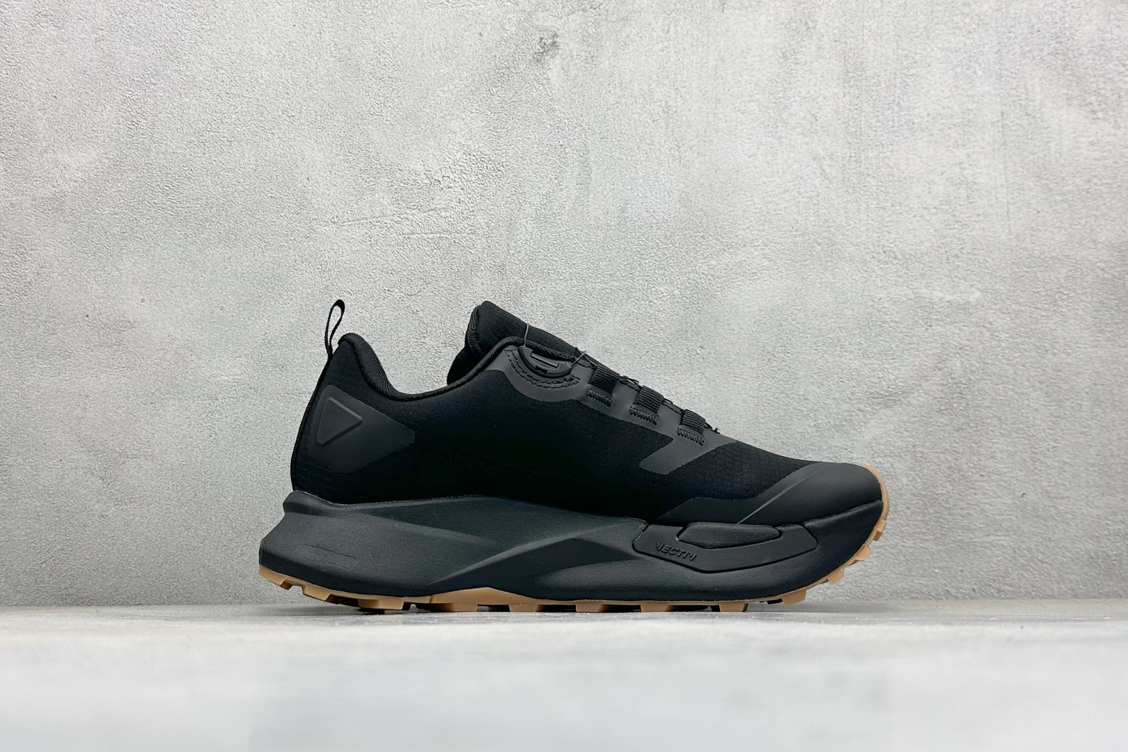 The North Face M Vectiv Enduris Low 4 北面低帮越野休闲跑步鞋 NF0A5AEP-75T