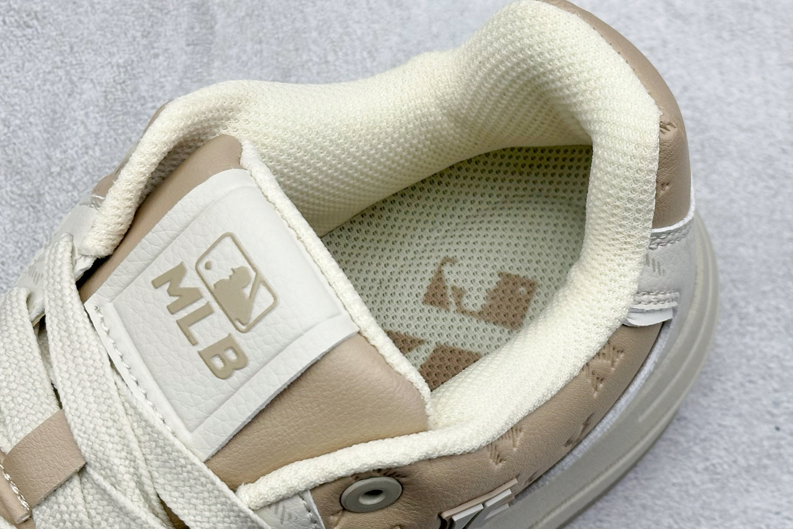 终端放店NY平台订单 MLB Chunky Liner 学长鞋系列低帮老爹风轻量增高厚底百搭休闲运动慢跑