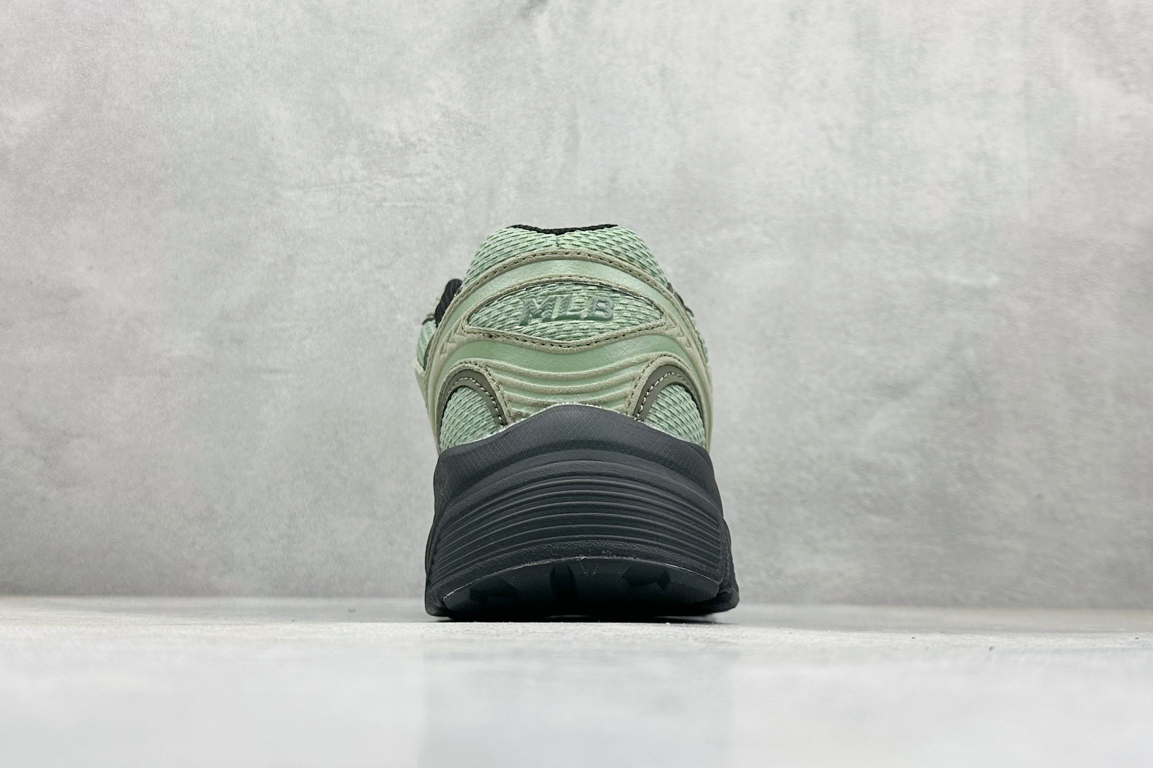 终端放店NY版MLB Chunky Runner Basic 厚底老爹厚底休闲运动慢跑鞋采用优质轻量克重