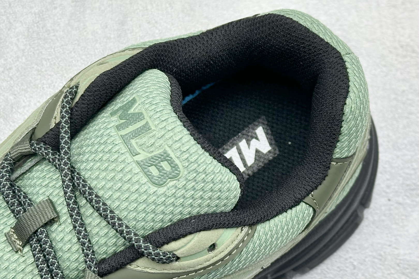 终端放店NY版MLB Chunky Runner Basic 厚底老爹厚底休闲运动慢跑鞋采用优质轻量克重