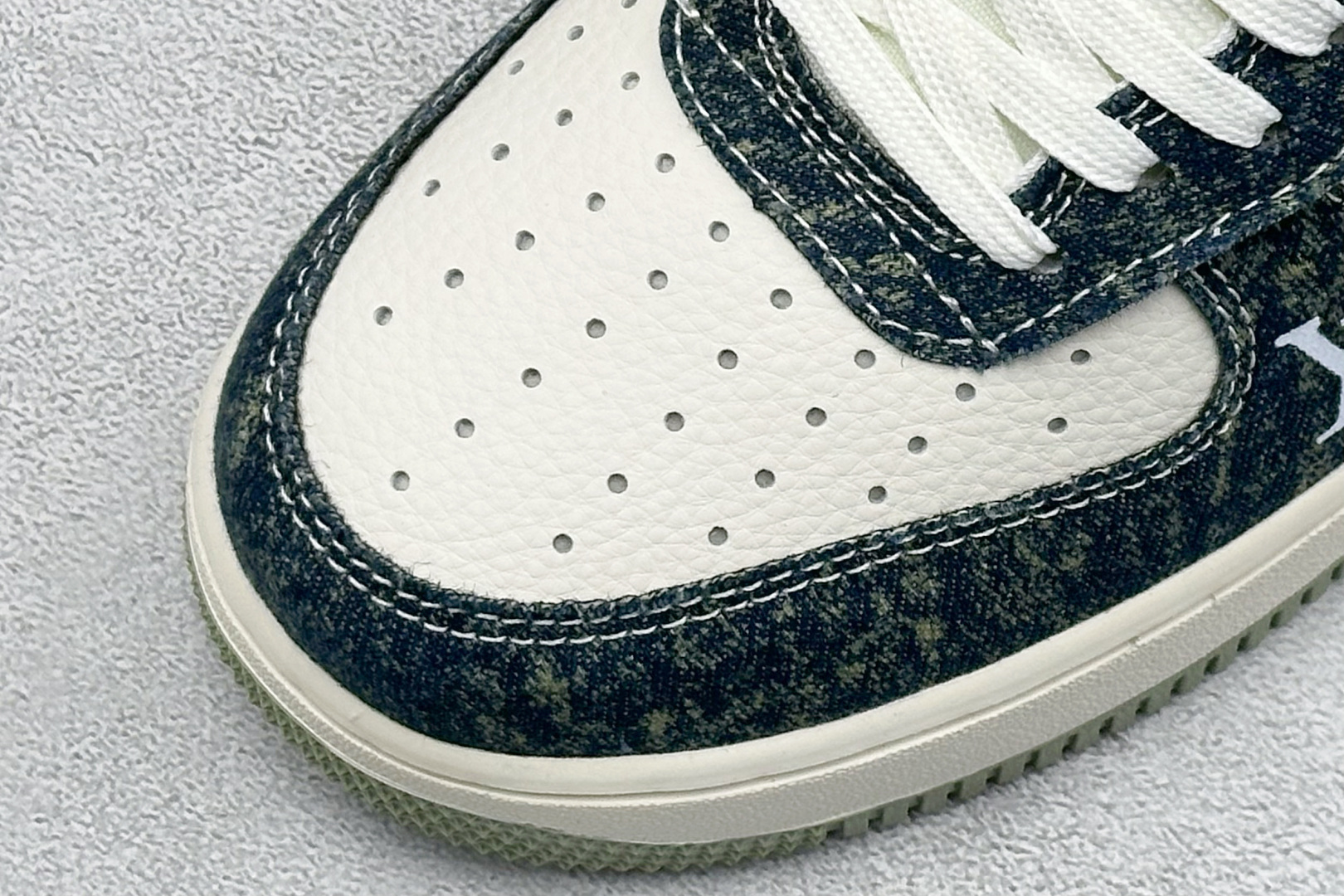 SC版Nike Air Force 1'07 Low 联名 青黛牛仔 空军一号低帮休闲板鞋 DX1888-098