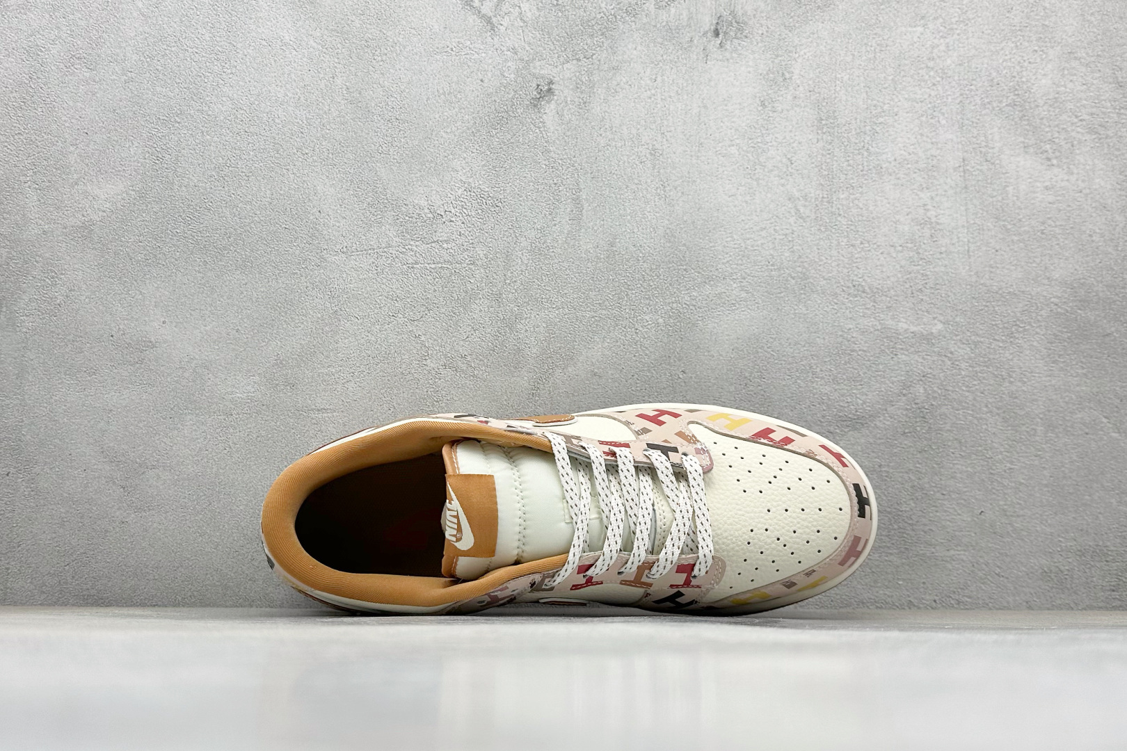 XC版Nike Jordan Air Jordan 1“古驰联名——多姿多彩” SR8888-012