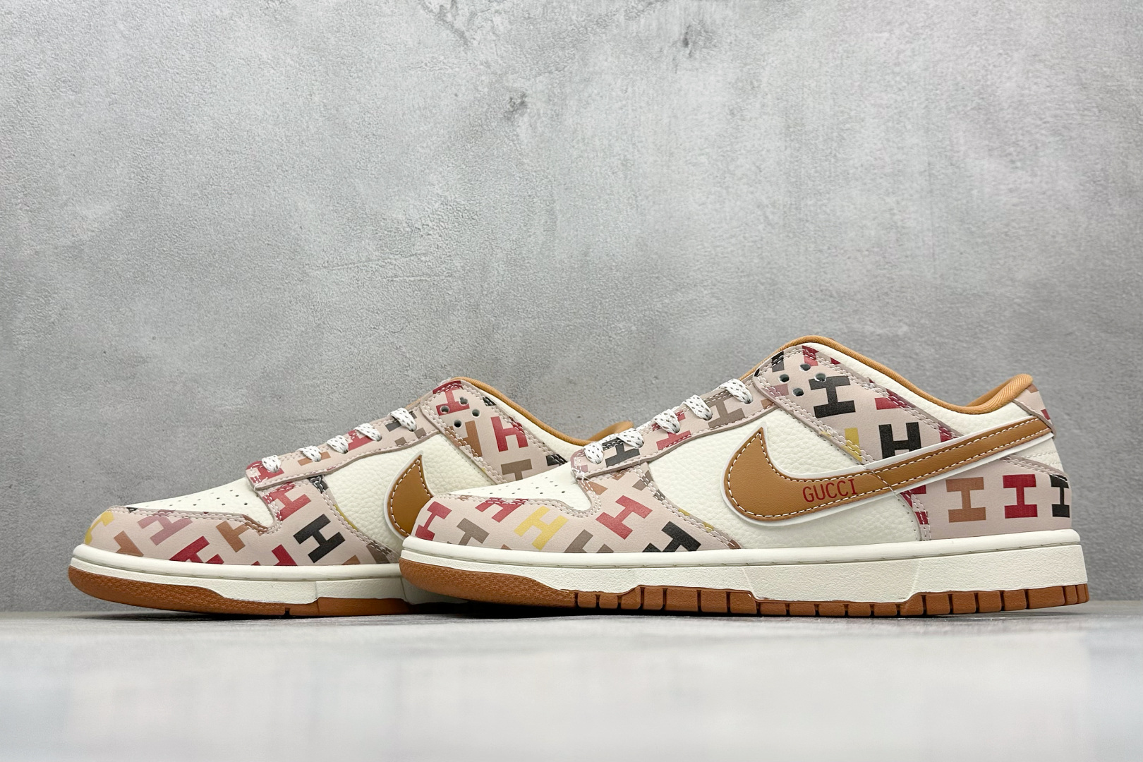 XC版Nike Jordan Air Jordan 1“古驰联名——多姿多彩” SR8888-012