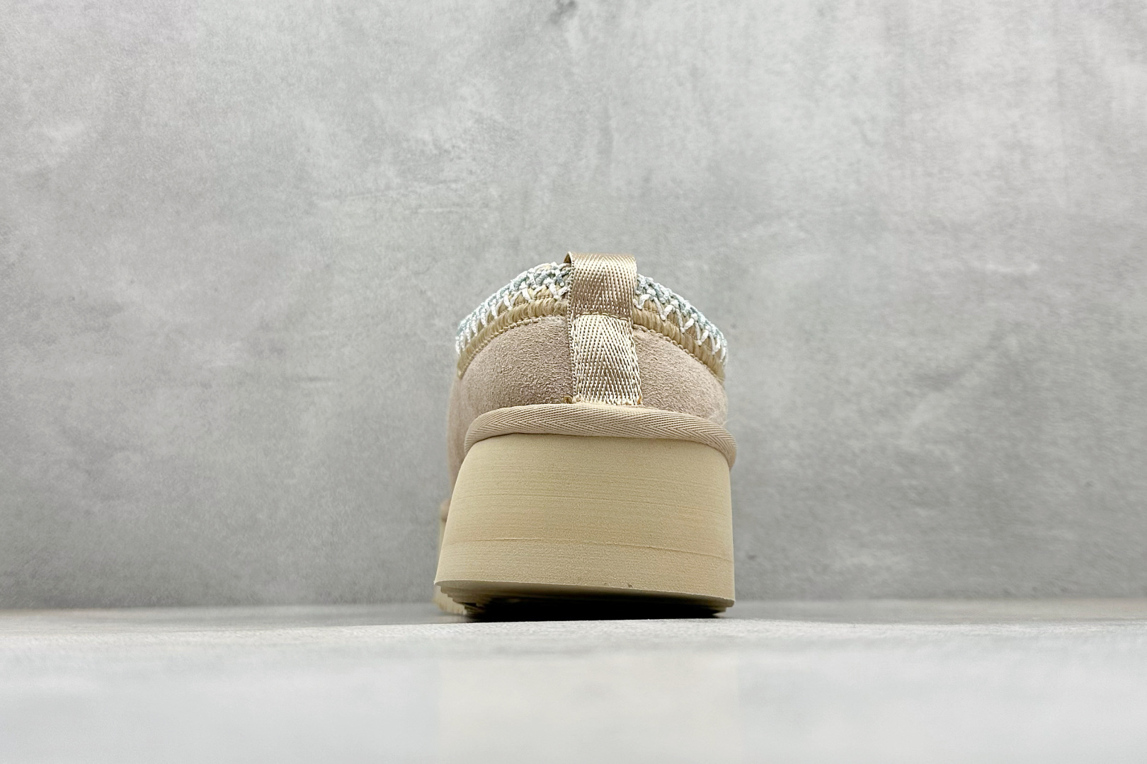 UGG 塔茨系列加厚款 穆勒风包头5CM半拖鞋 民族风秋冬雪地靴 羊皮毛一体高品质 1116128