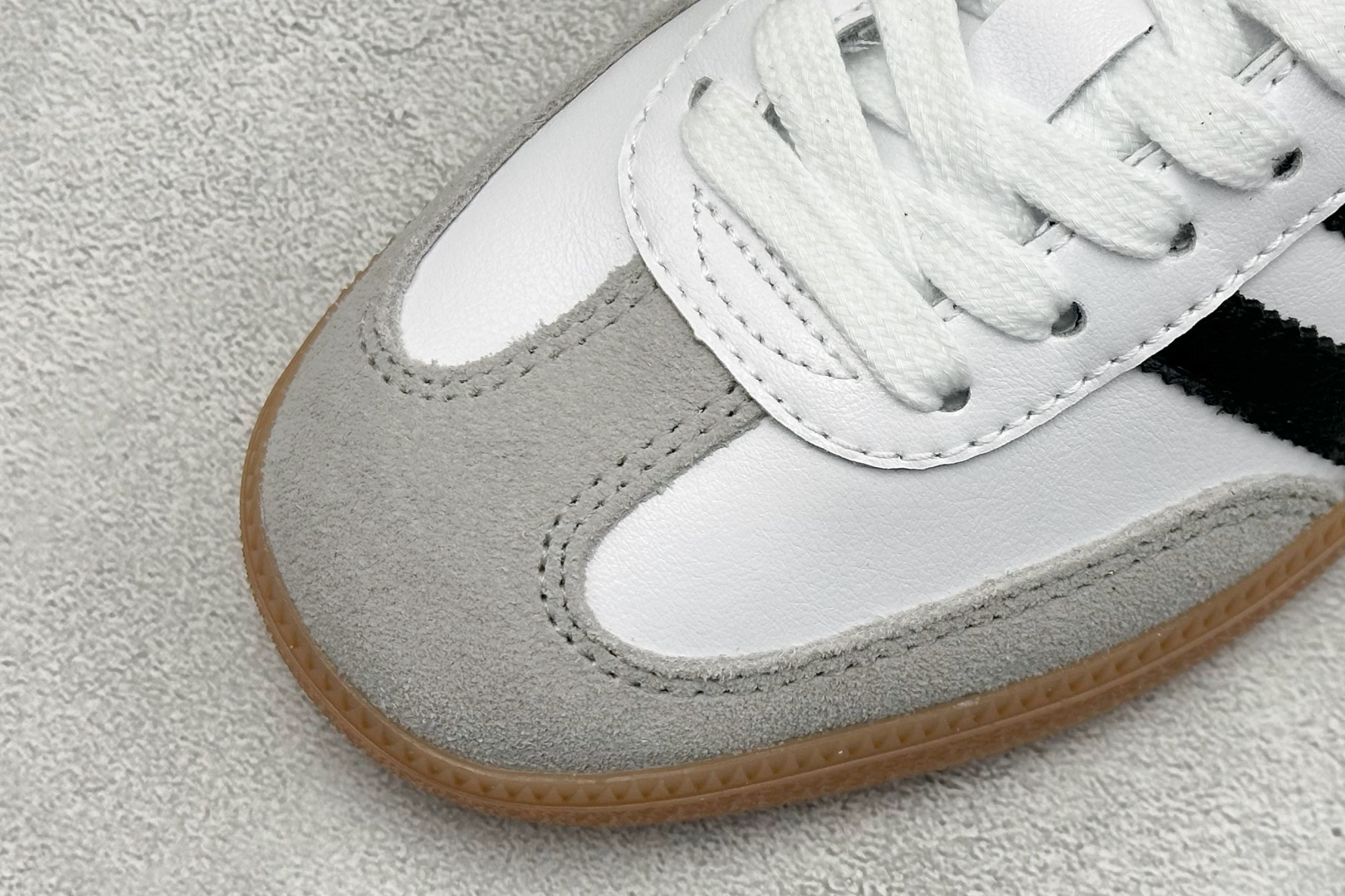 Adidas originals Samba 白黑 IF0642