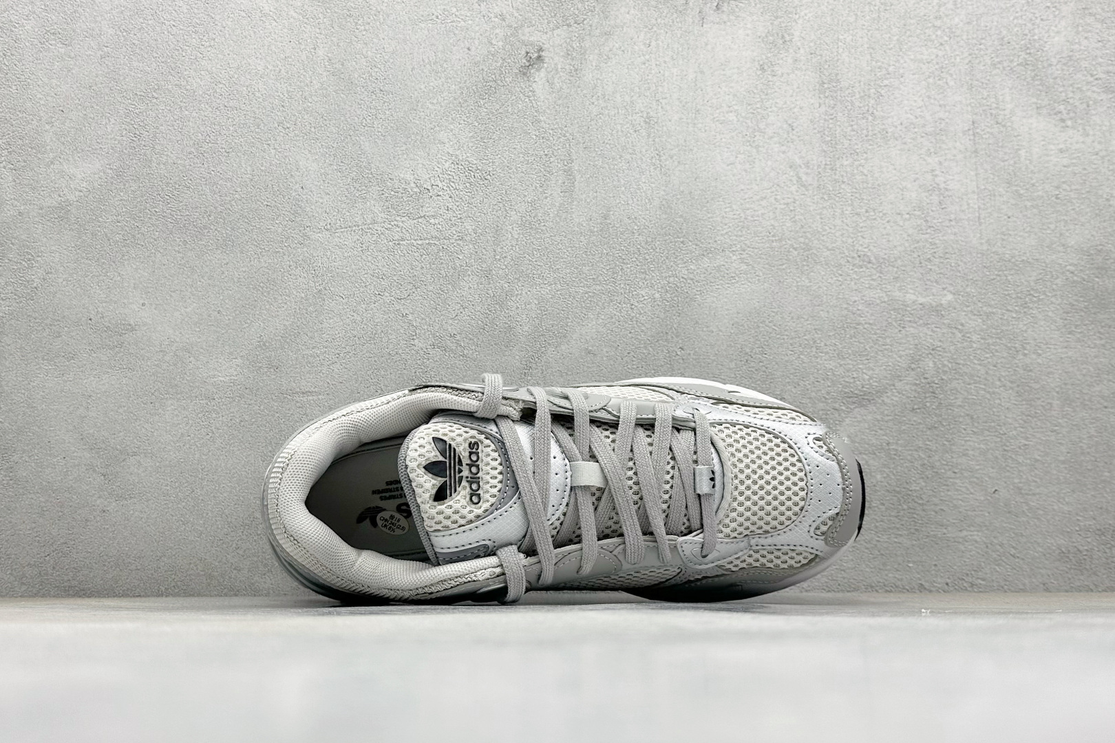 AD Originals Astir 灰白 复古运动休闲老爹慢跑鞋 GZ3569