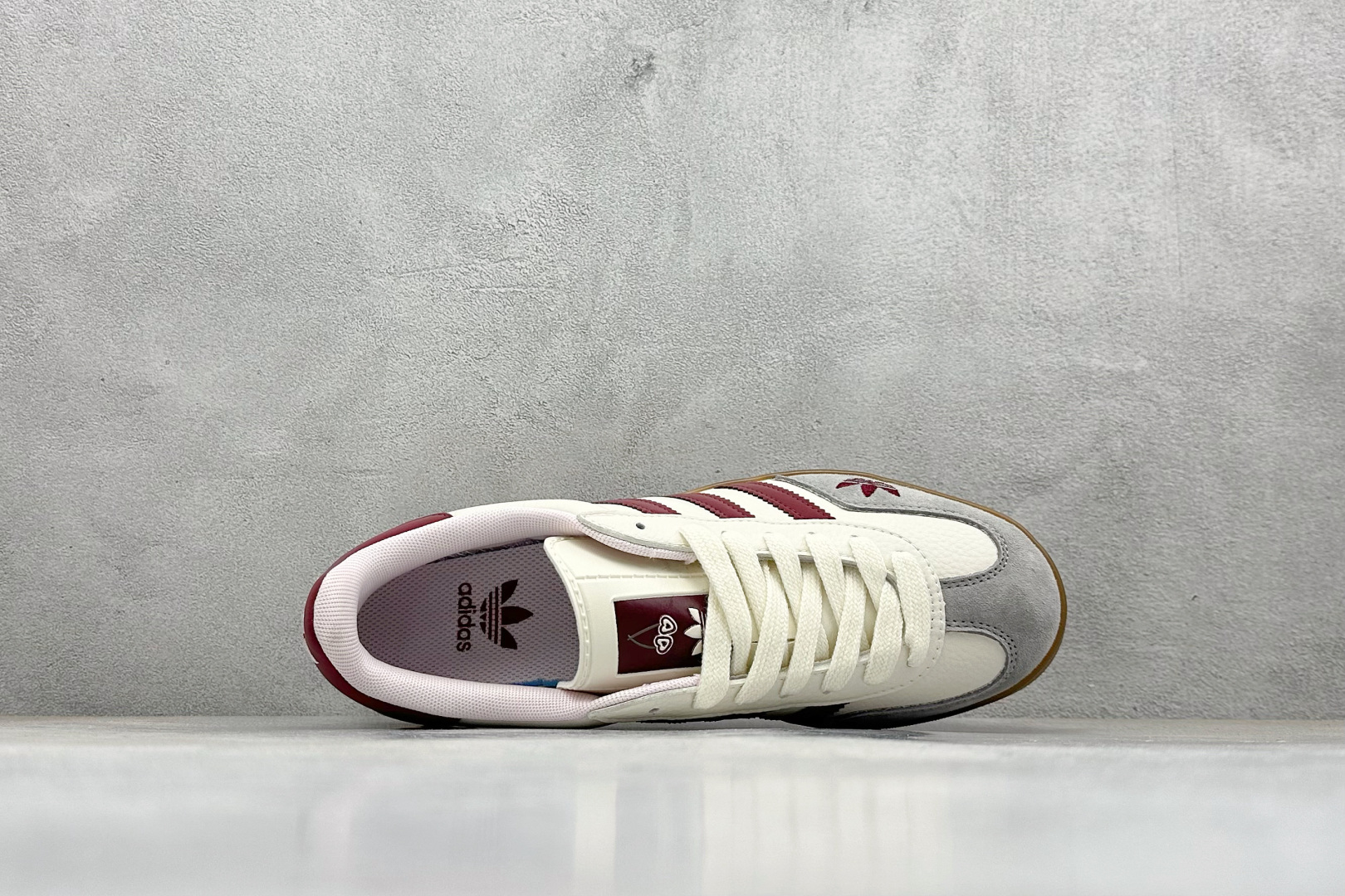 Adidas originals Samba x 樱桃联名 桑巴舞系列复古经典轻便板鞋 DM1234-006