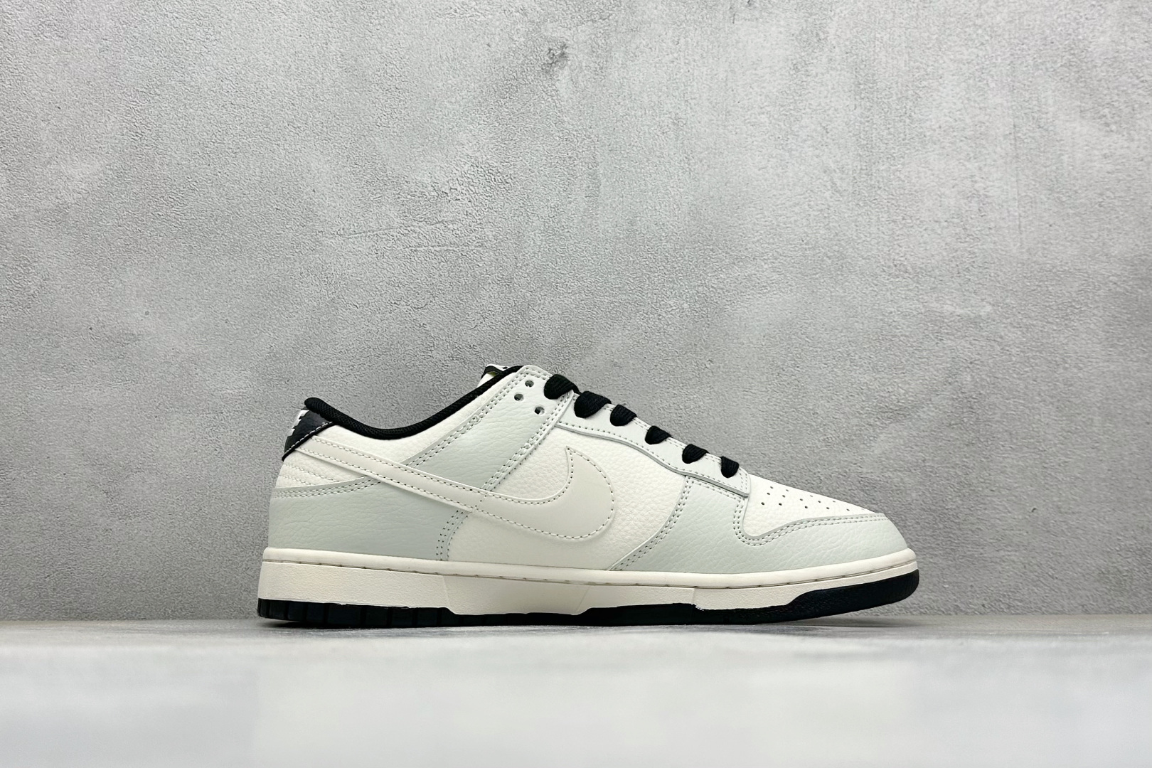 Nike SB Dunk Low 联名 抹茶绿黑勾 周年高端定制 低帮休闲板鞋 JP1628-057