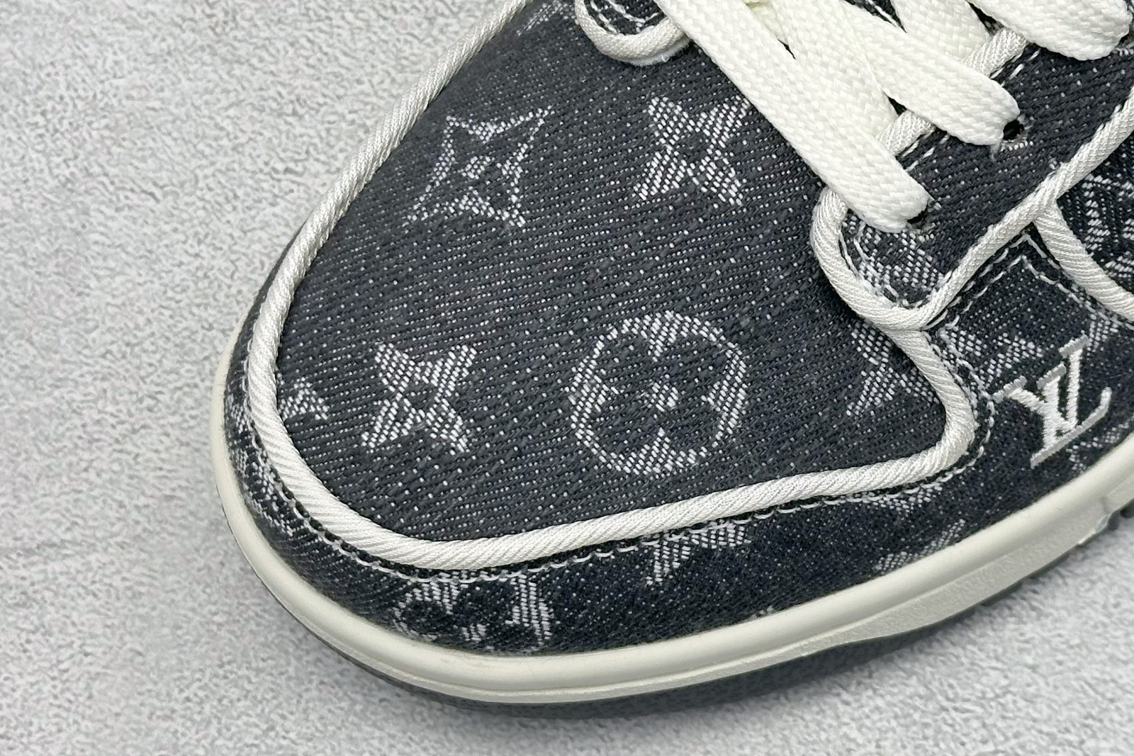 SC版Nike SB Dunk Low LV联名 白深蓝牛仔 高端定制 低帮休闲板鞋 SC0601-470-High Quatity Cheap Brand wholesale wholesaler seller Clothes Bags handbags Sneakers Top Fashion Clothing Shoes from China Factory Chinese suppliers best Quality Beautiful Price SC版Nike SB Dunk Low LV联名 白深蓝牛仔 高端定制 低帮休闲板鞋 SC0601-470