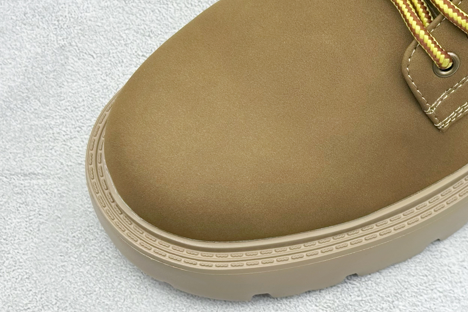 LV x Timberland LV联名添柏岚休闲大黄靴 VL2168