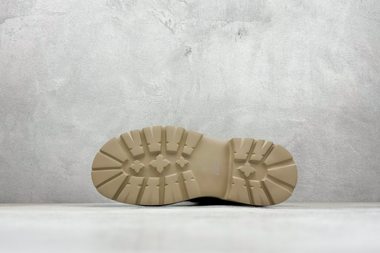 LV x Timberland LV联名添柏岚休闲大黄靴 VL2168