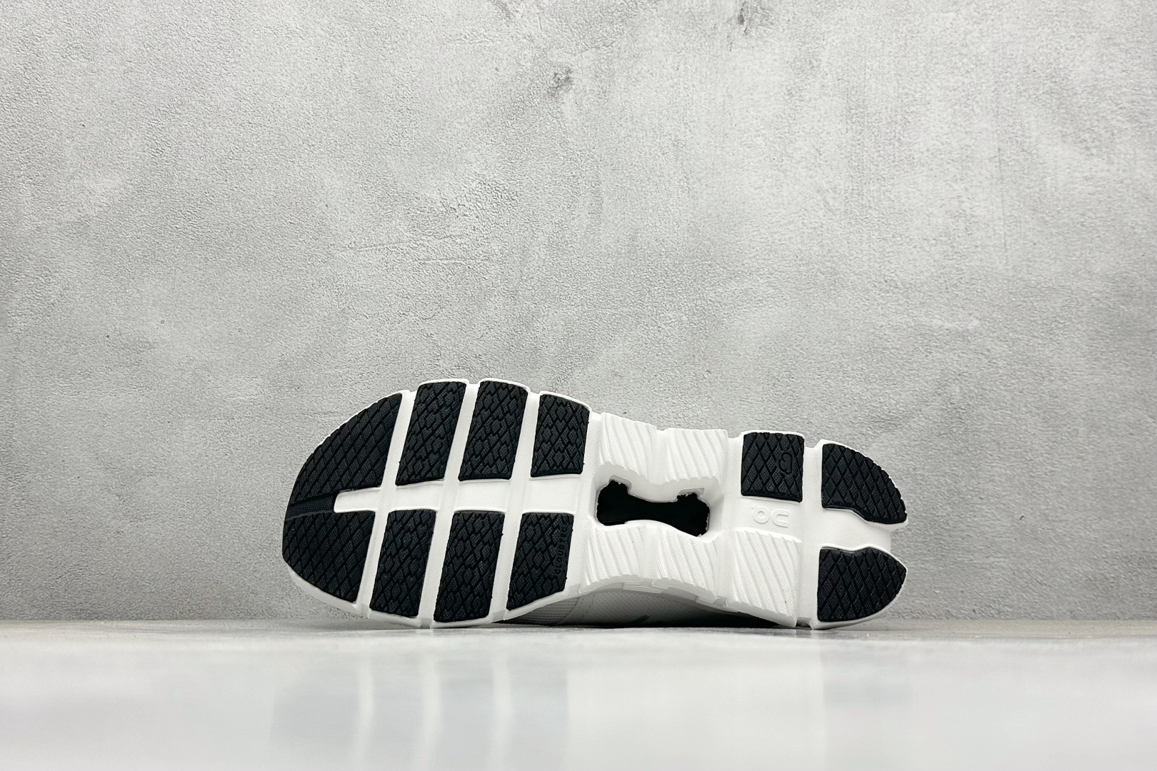 RS版CloudvistaX4 全新综合体能训练运动鞋 Cloud X 舒适乐趣跑 3WE3004