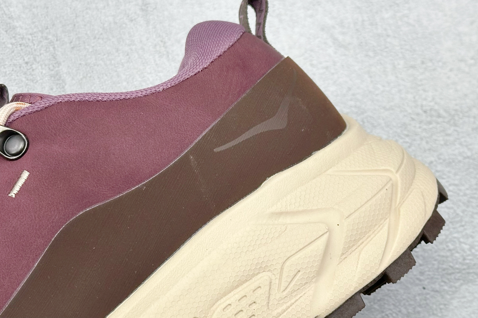 HOKA ONE ONE Tor Summit 舒适简约登山运动鞋 1147952-DRDF