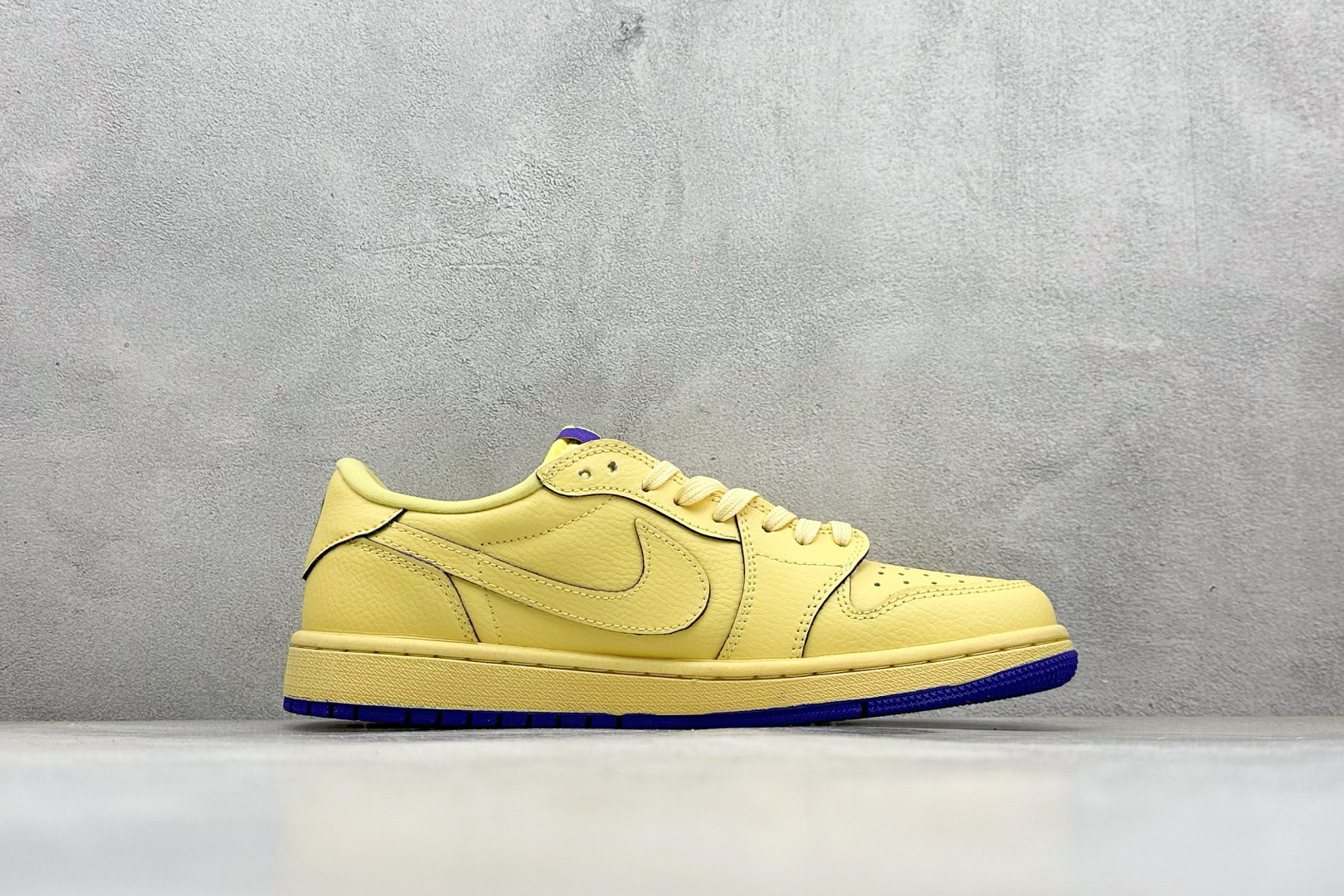 Travis Scott x Jordan 1 Low “科比限定” 高端定制 乔丹倒勾低帮休闲板鞋 LD2028-037