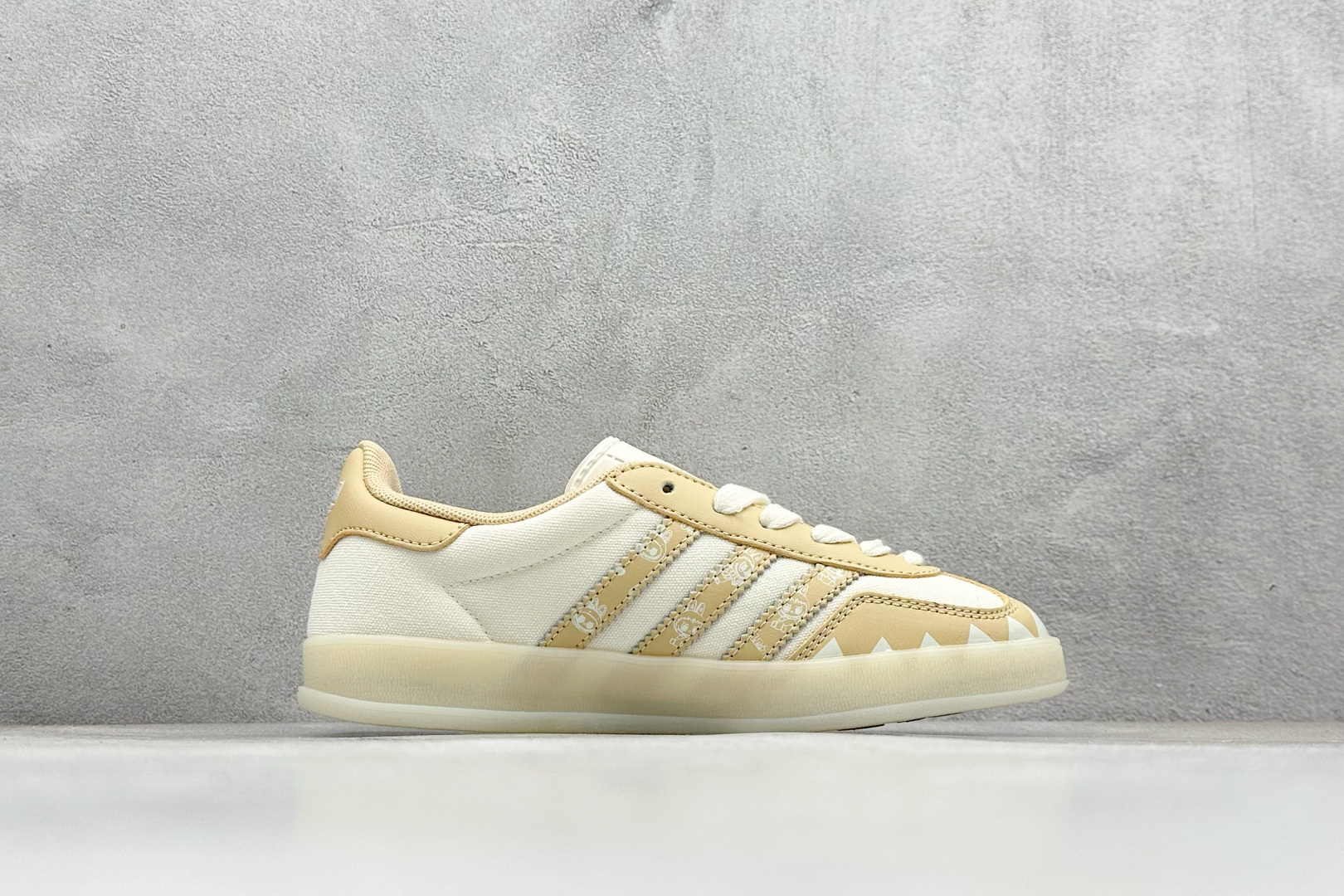 Adidas originals Samba x 拉布布联名 桑巴舞系列复古经典轻便板鞋 DM1234-016