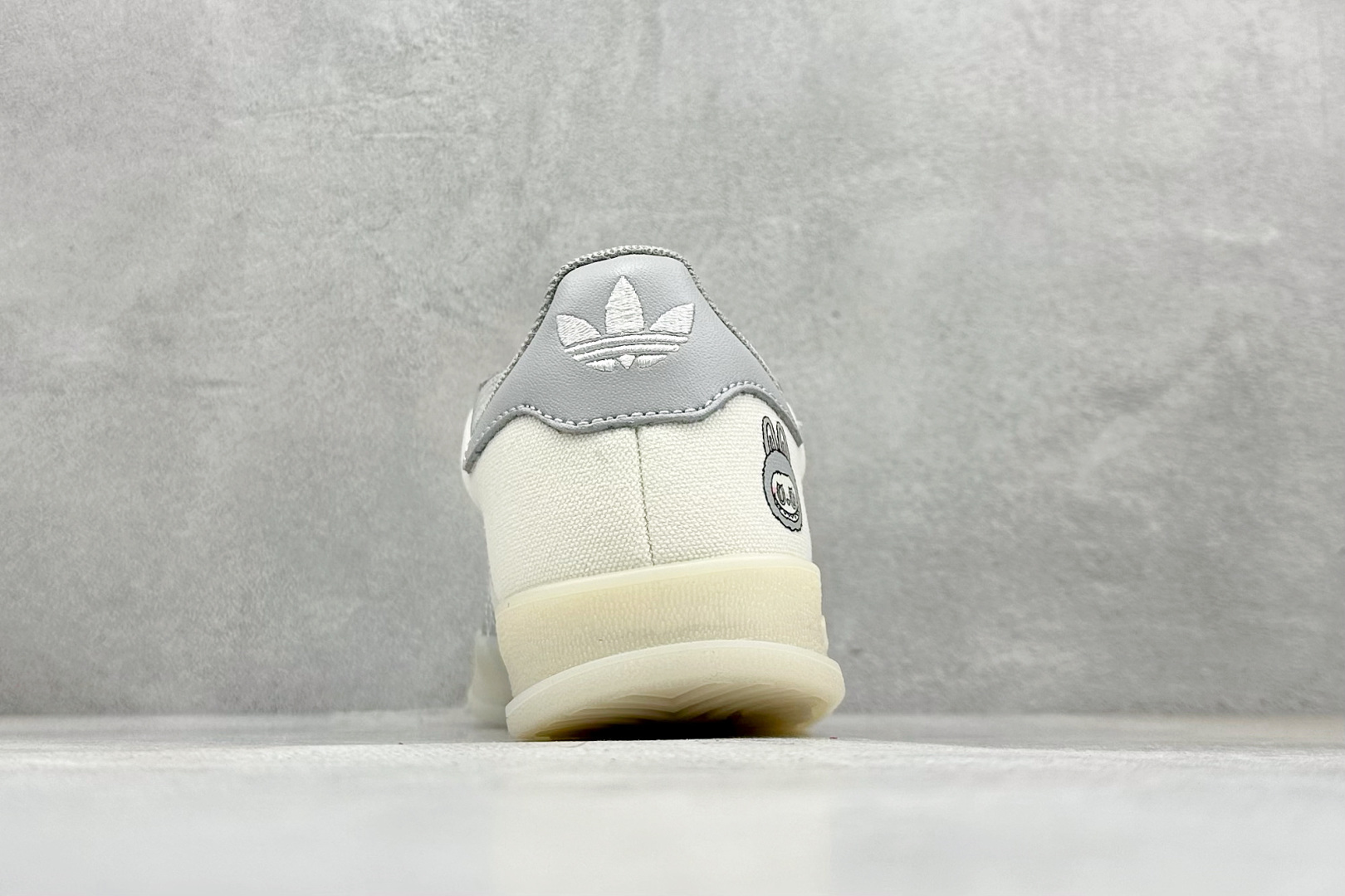 Adidas originals Samba x 拉布布联名 桑巴舞系列复古经典轻便板鞋 DM1234-015