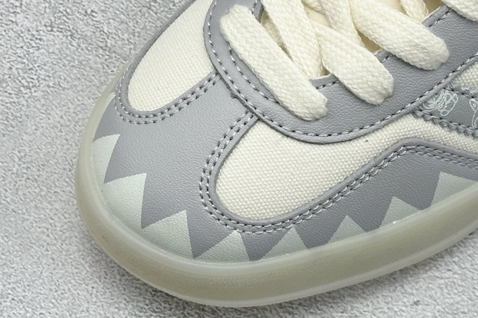 Adidas originals Samba x 拉布布联名 桑巴舞系列复古经典轻便板鞋 DM1234-015