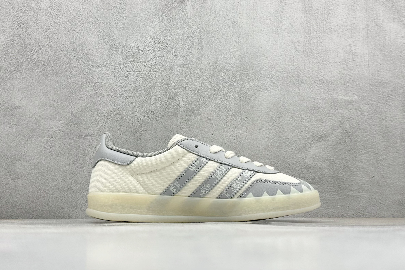 Adidas originals Samba x 拉布布联名 桑巴舞系列复古经典轻便板鞋 DM1234-015