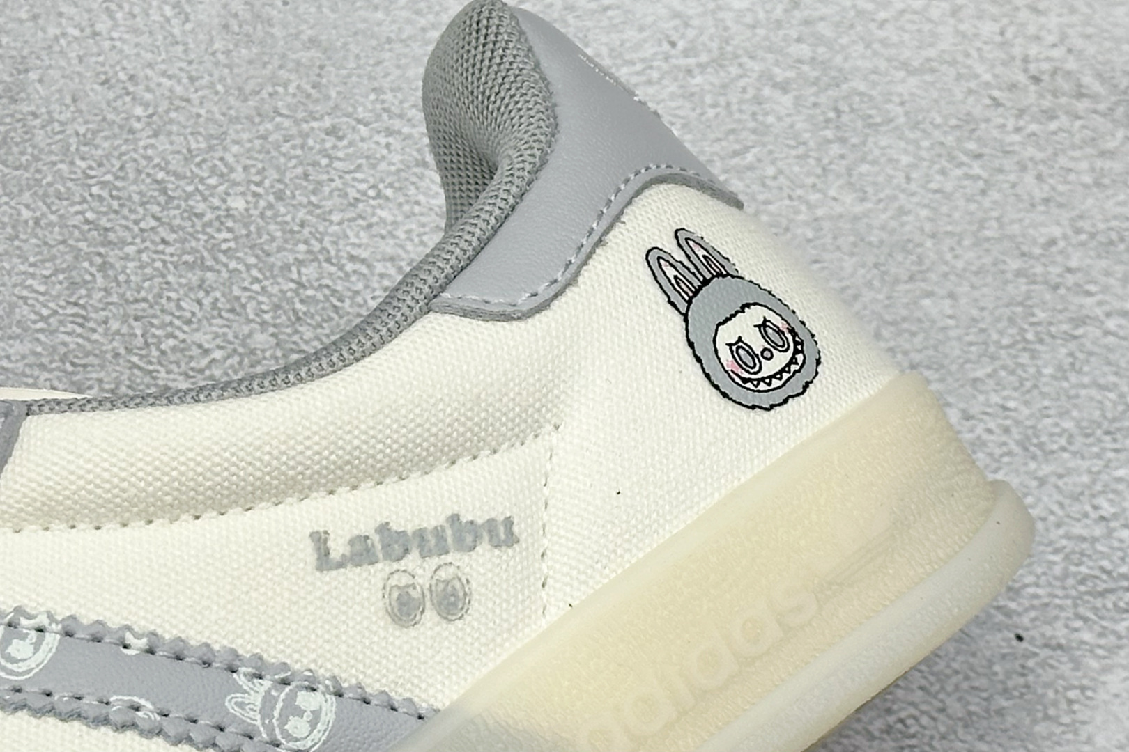 Adidas originals Samba x 拉布布联名 桑巴舞系列复古经典轻便板鞋 DM1234-015