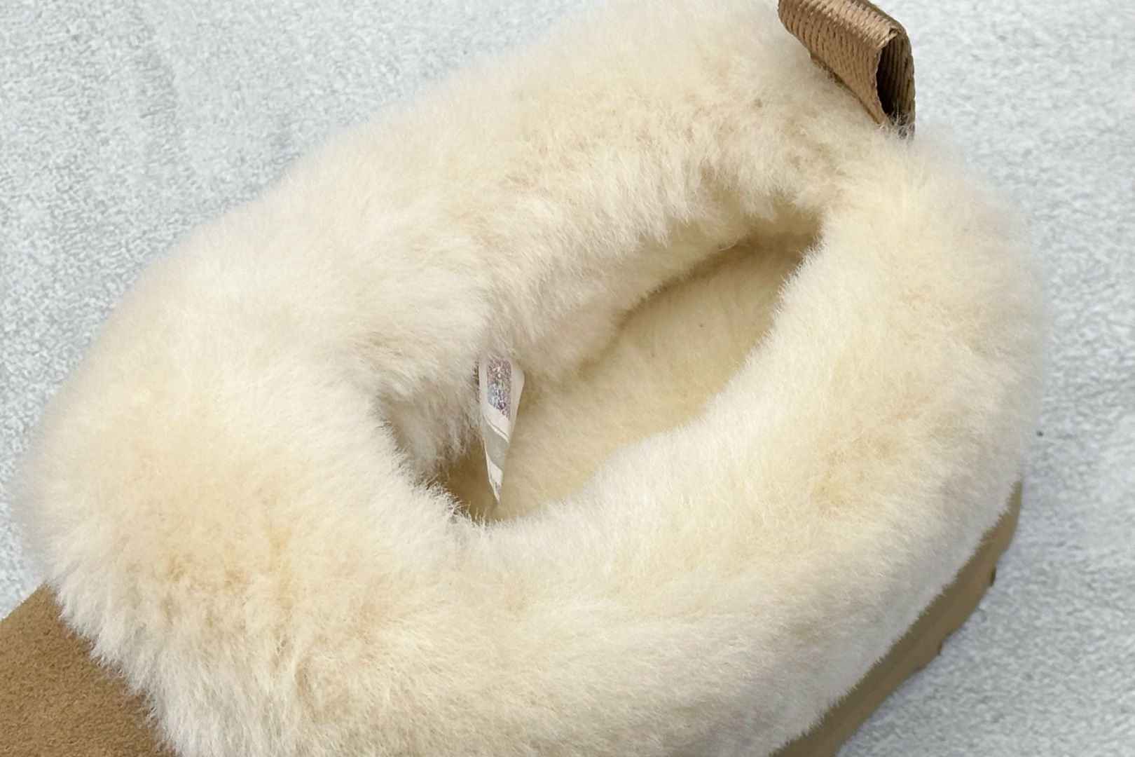 UGG 秋季女士舒适厚底一脚蹬 休闲乐福鞋懒人毛毛鞋明星同款 Tazzelle 塔茨勒便鞋 1171393