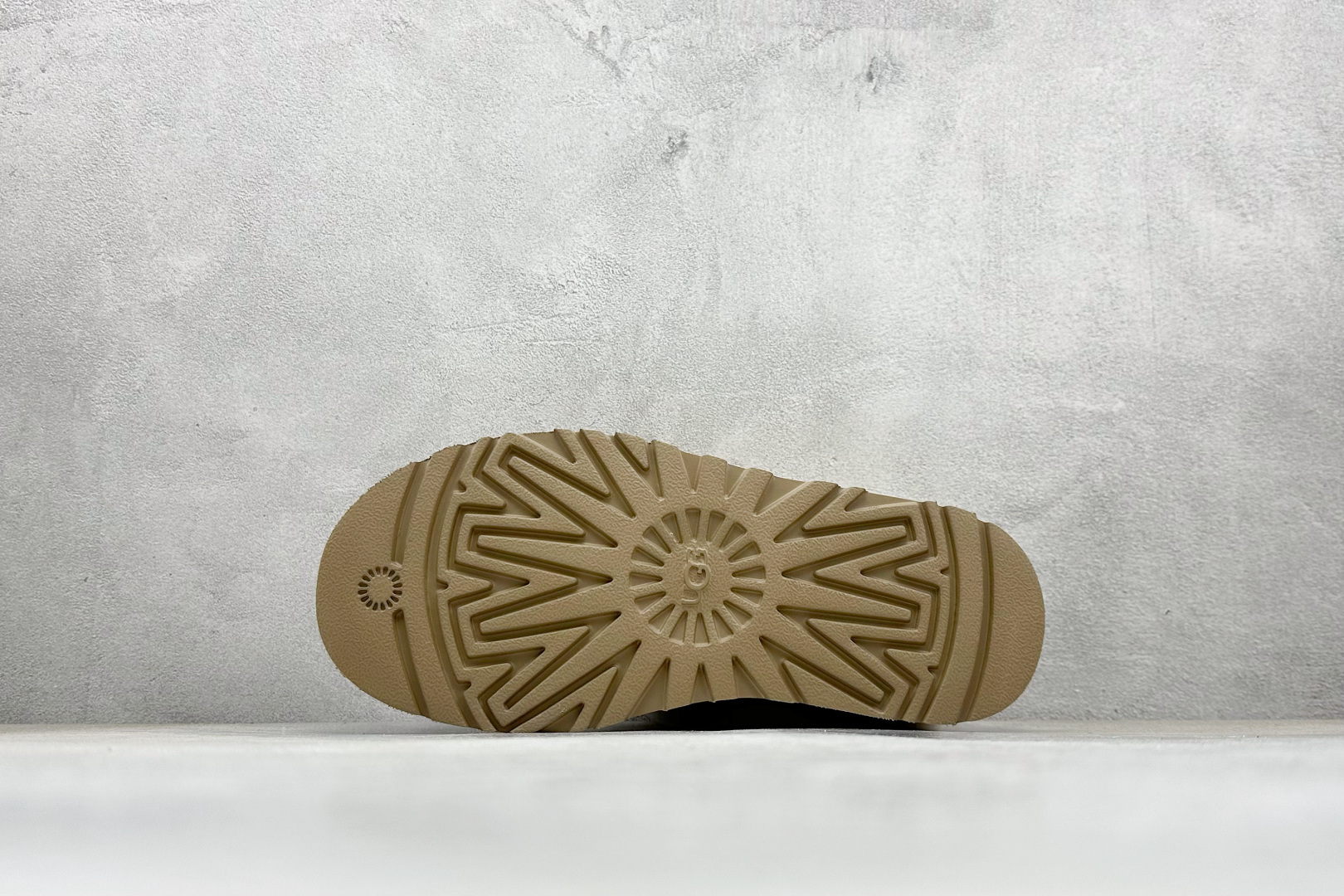 UGG 秋季女士舒适厚底一脚蹬 休闲乐福鞋懒人毛毛鞋明星同款 Tazzelle 塔茨勒便鞋 1171393