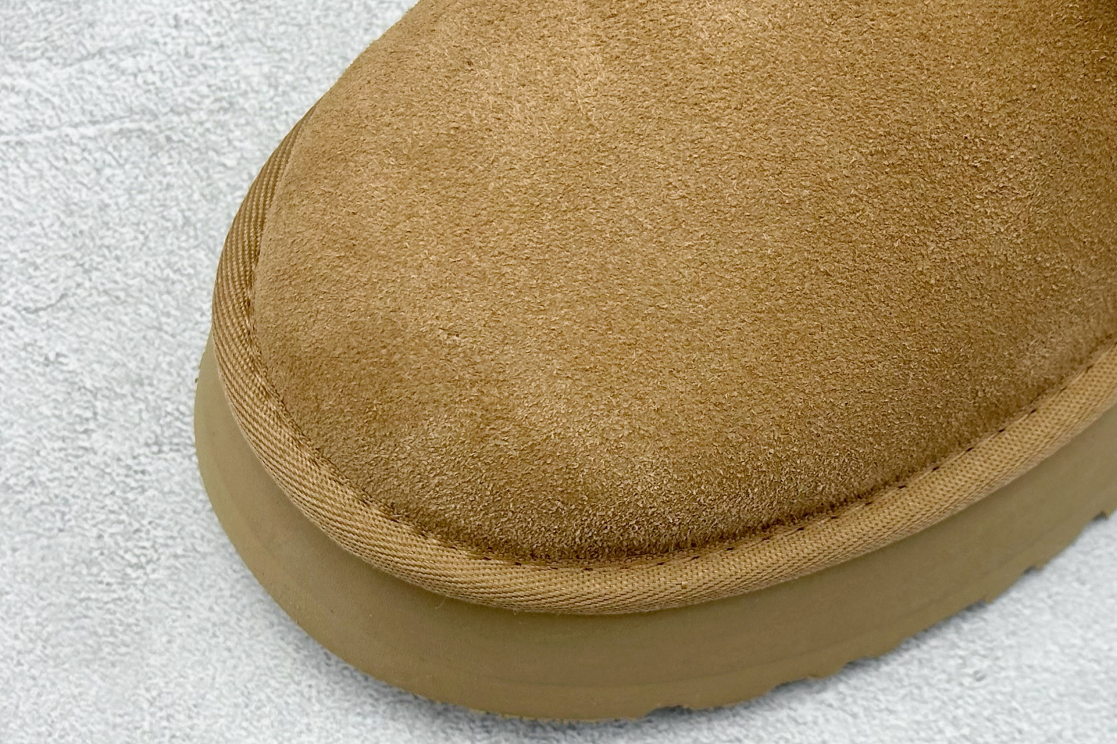 UGG 秋季女士舒适厚底一脚蹬 休闲乐福鞋懒人毛毛鞋明星同款 Tazzelle 塔茨勒便鞋 1171393