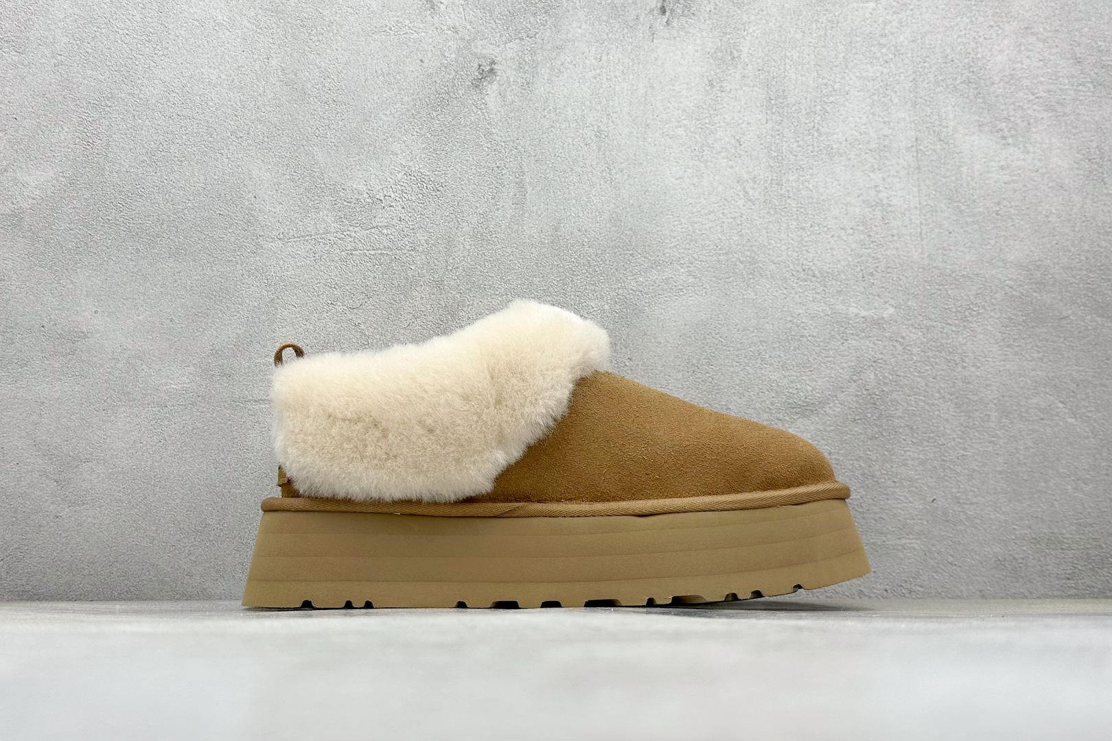 UGG 秋季女士舒适厚底一脚蹬 休闲乐福鞋懒人毛毛鞋明星同款 Tazzelle 塔茨勒便鞋 1171393