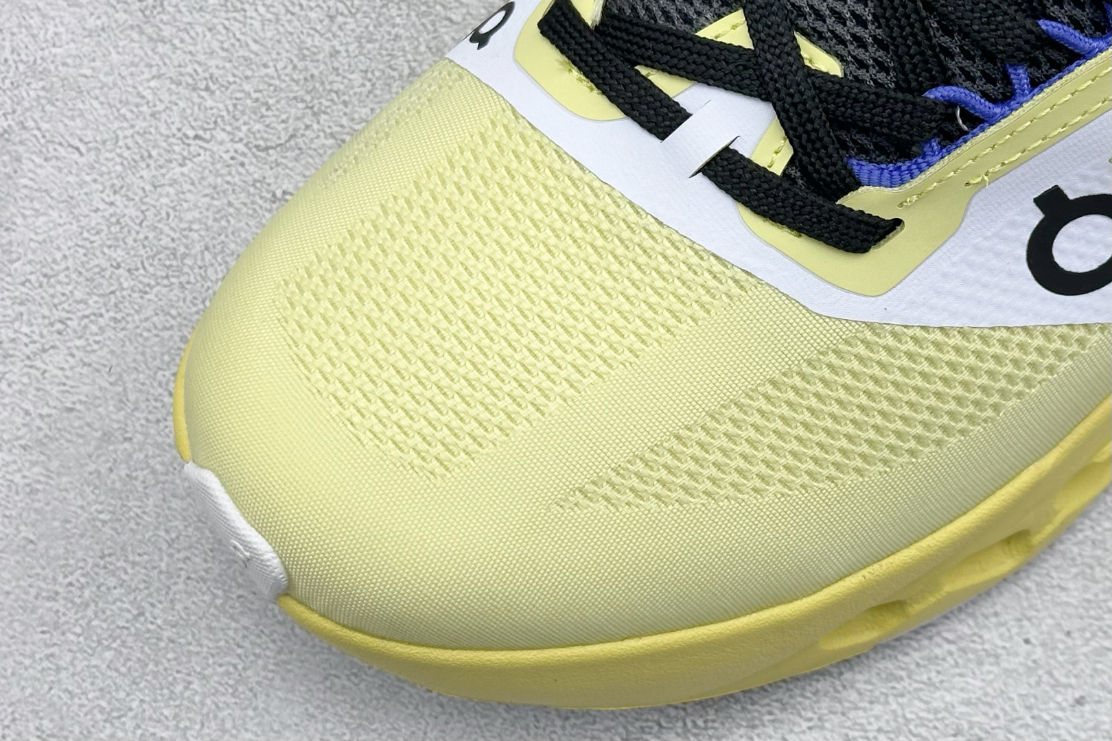 XD版On昂跑 Cloudsurfer Next 舒适百搭防滑耐磨低帮休闲跑步鞋 3MF1032