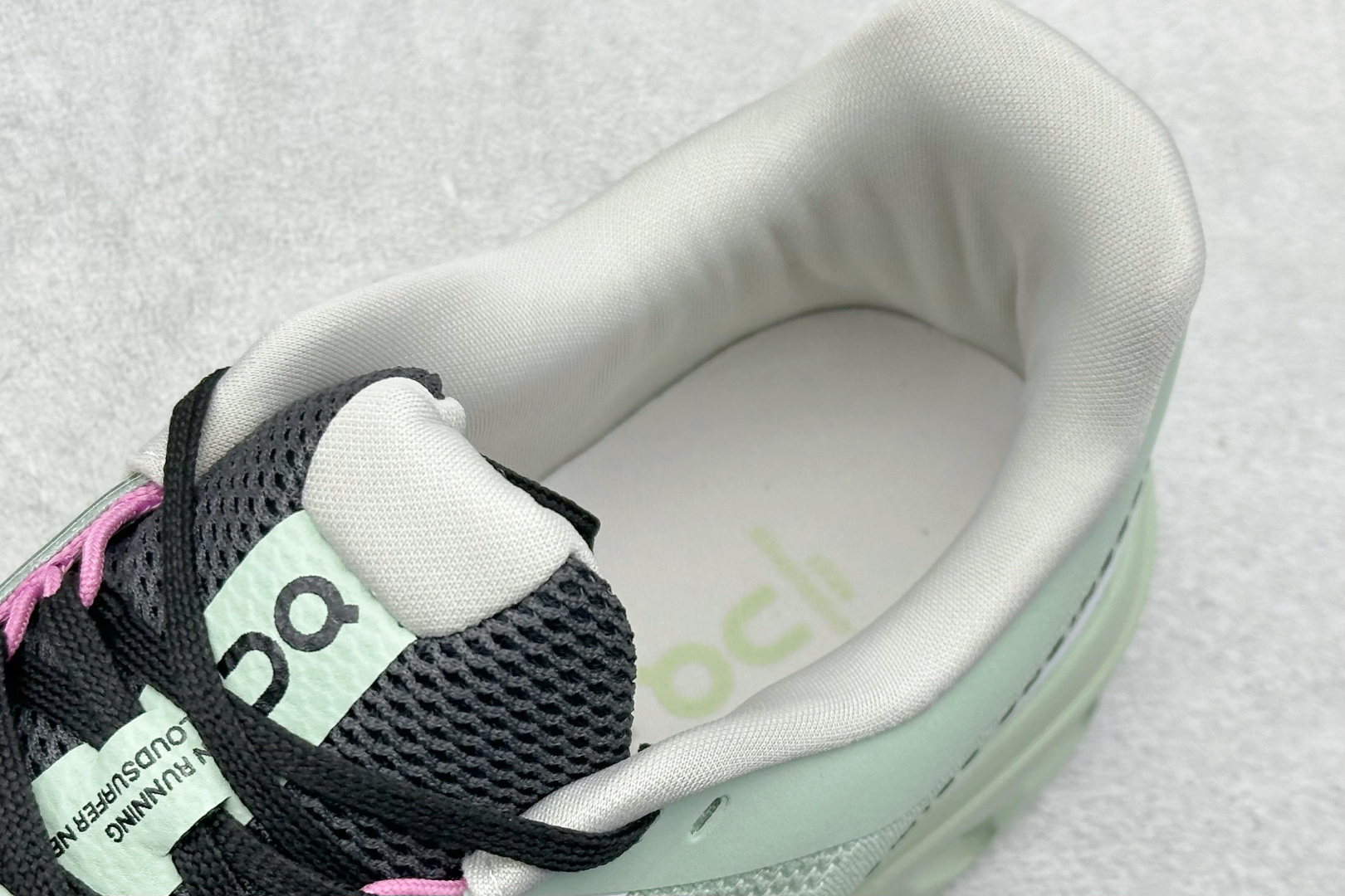 XD版On昂跑 Cloudsurfer Next 舒适百搭防滑耐磨低帮休闲跑步鞋 3MF1032