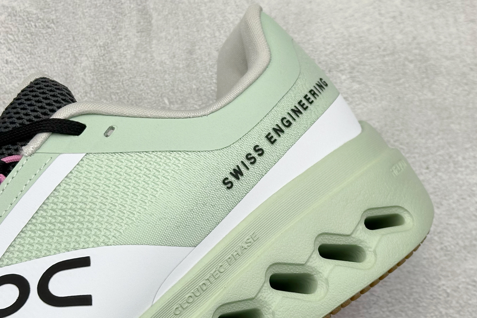 XD版On昂跑 Cloudsurfer Next 舒适百搭防滑耐磨低帮休闲跑步鞋 3MF1032