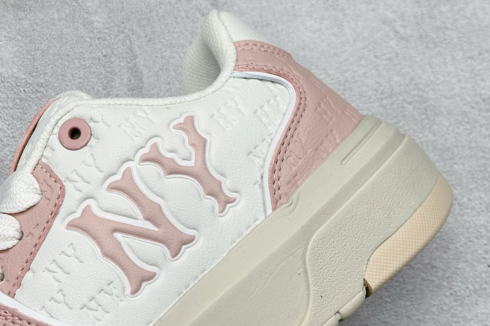 NY平台订单 MLB Chunky Liner 学长鞋系列低帮老爹风轻量增高厚底百搭休闲运动慢跑鞋 3ASXE035N