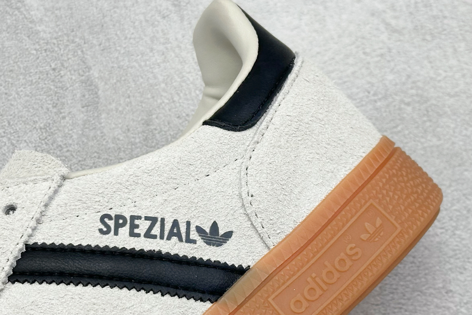 S2版Adidas Handball Spezial 阿迪经典复古休闲板鞋 IF6562