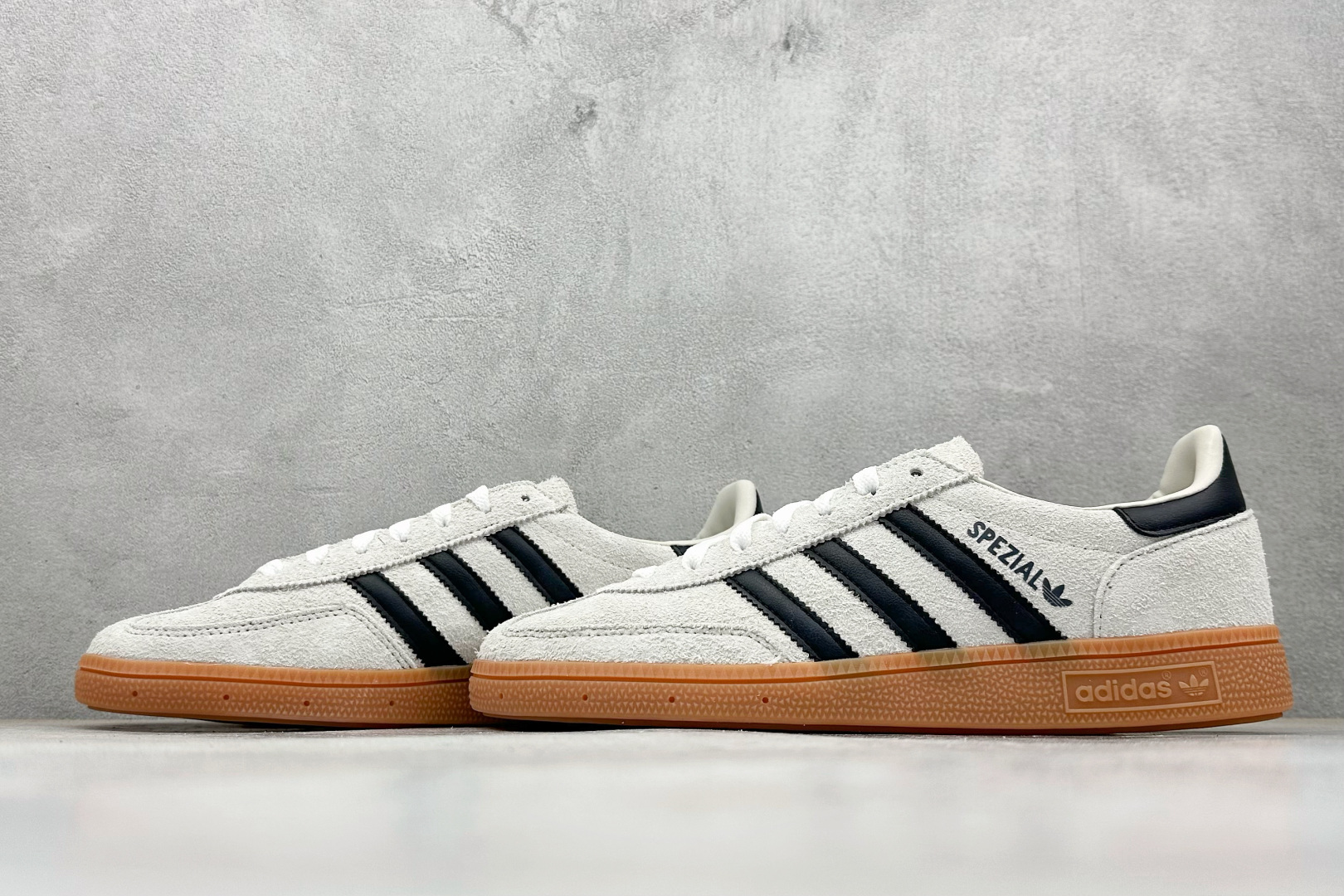 S2版Adidas Handball Spezial 阿迪经典复古休闲板鞋 IF6562